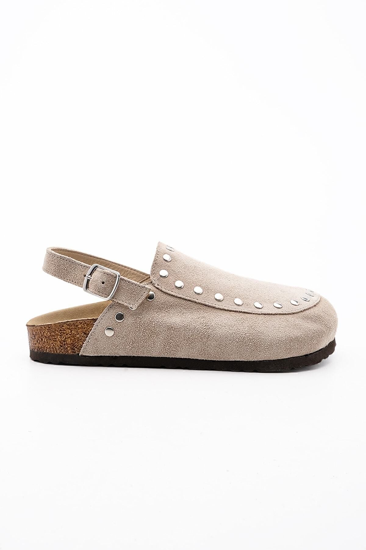 Woman Genuine Leather Eva Base front in front of the closed staple daily sandals bolve beige