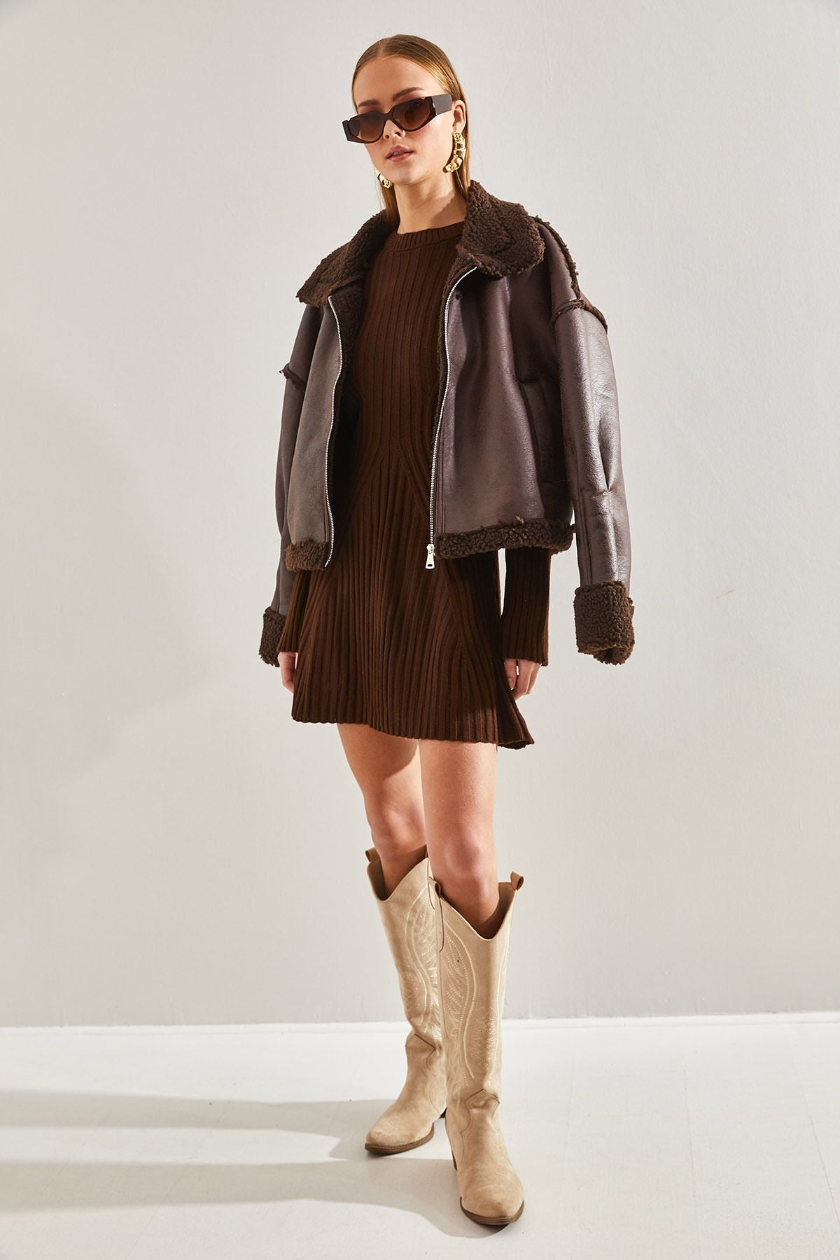 Female Bicycle Collar Conspuent Knitwear Dress