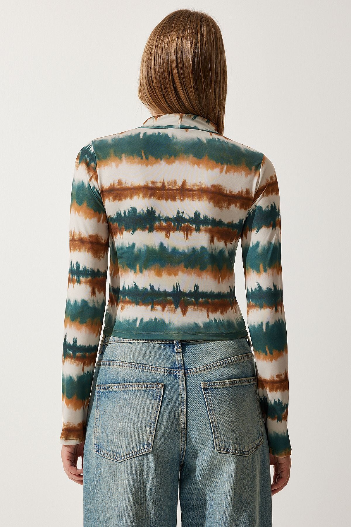 Women's Cream Dark Green Pattern Red Collar Crop knitted blouse
