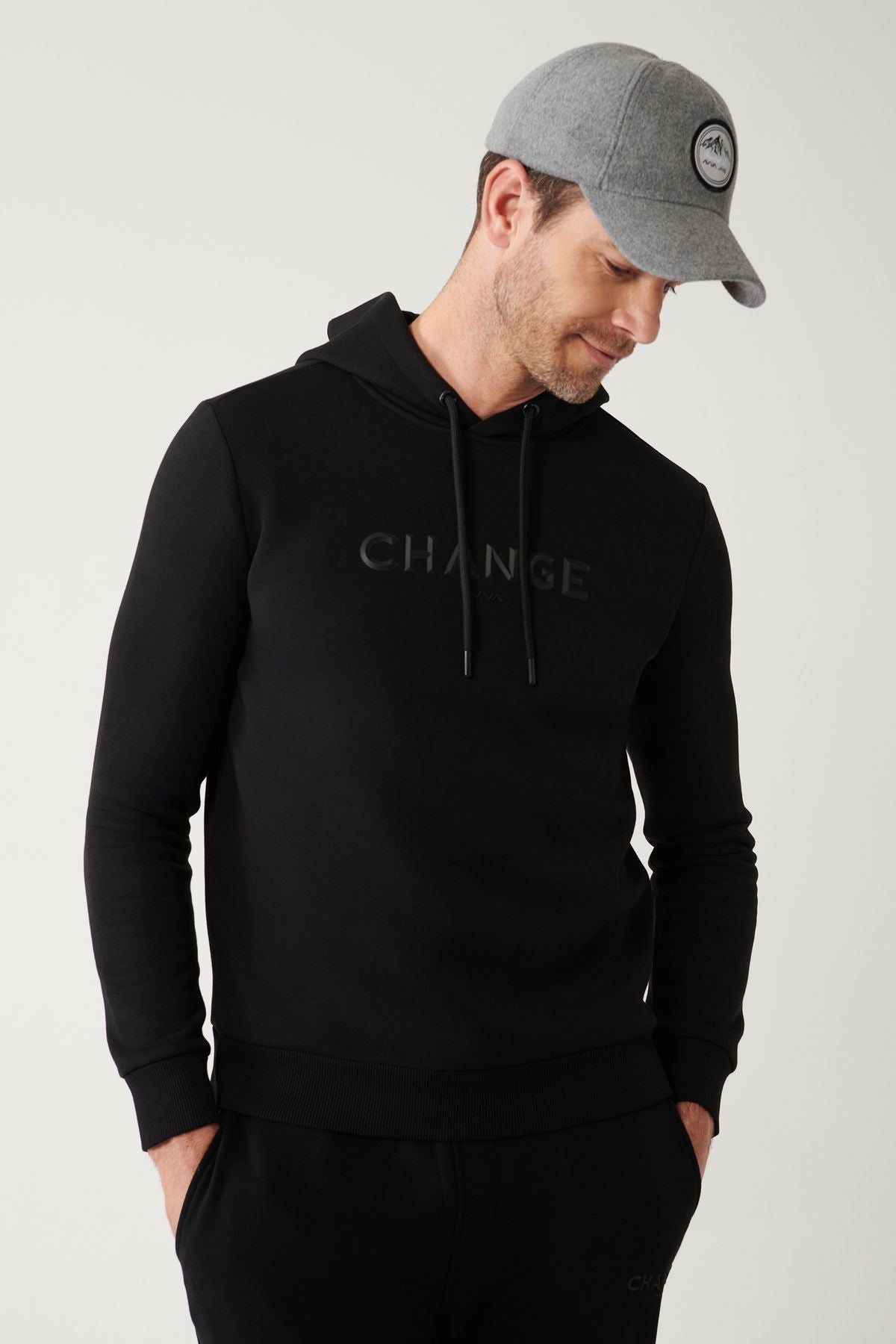 Men's black hooded 3 -IP -chart printed Sweatshirt A32y1240