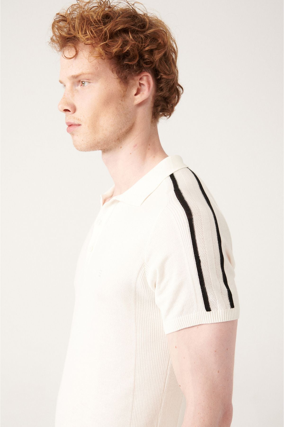 Men's White Shoulder Line Detailed Ribanian knitwear T-shirt A31y5105