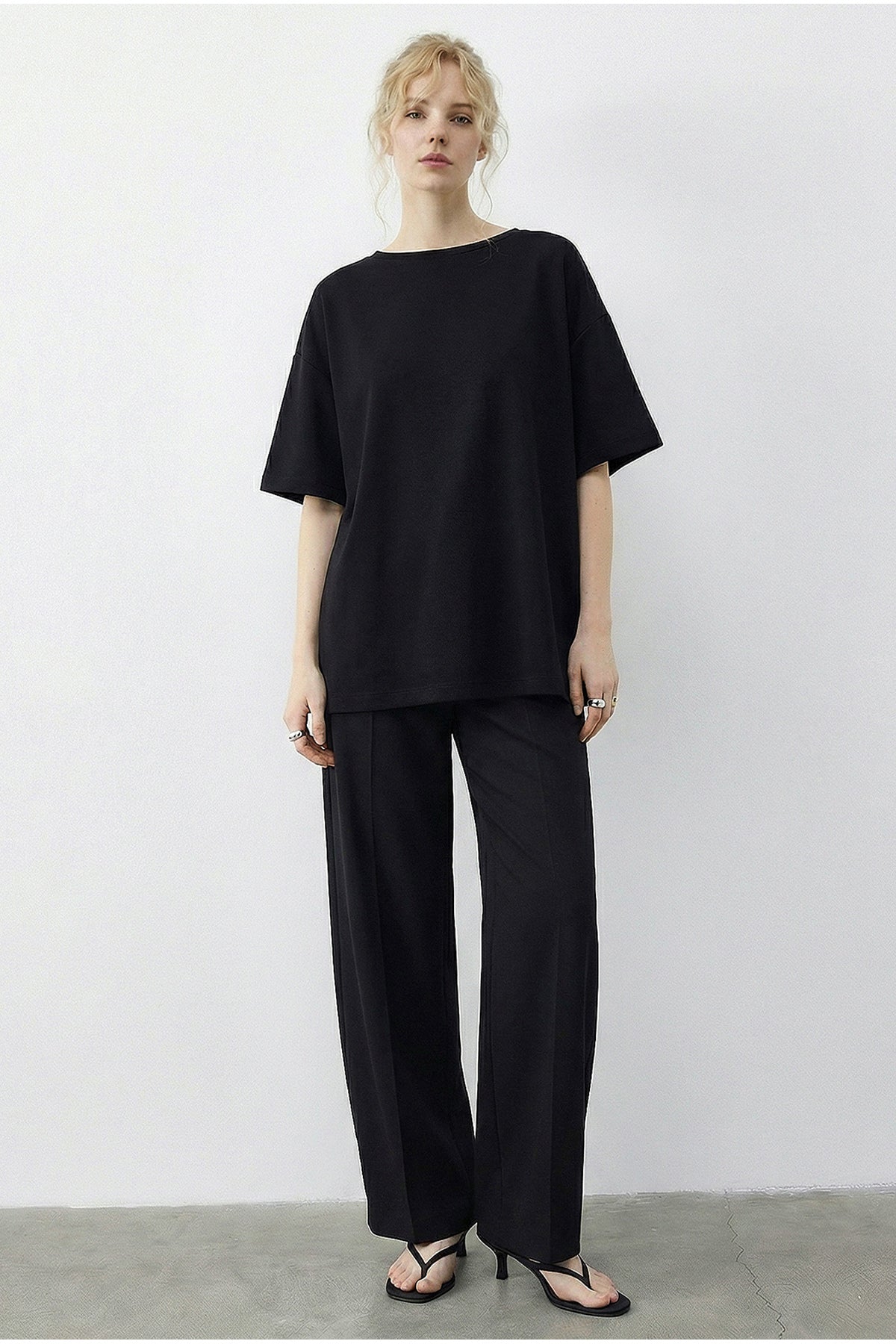 Women's V Back Lace Detailed Scuba Oversize T-Shirt 1050 60283974