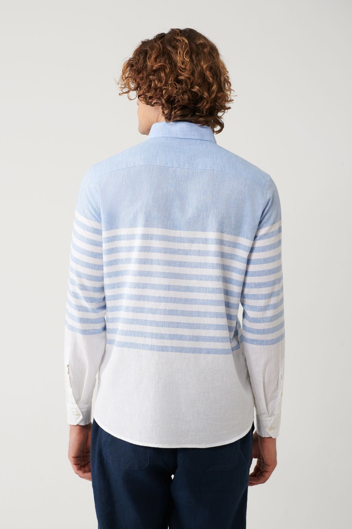 Men's blue button collar panel striped shirt A41y2190