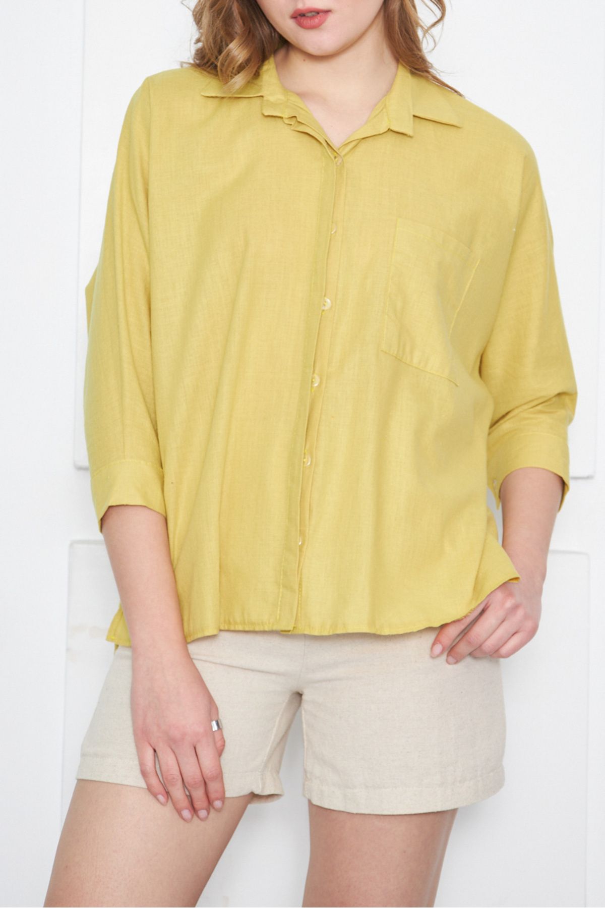Female neon green pocket shabby linen shirt ARM-21Y001035