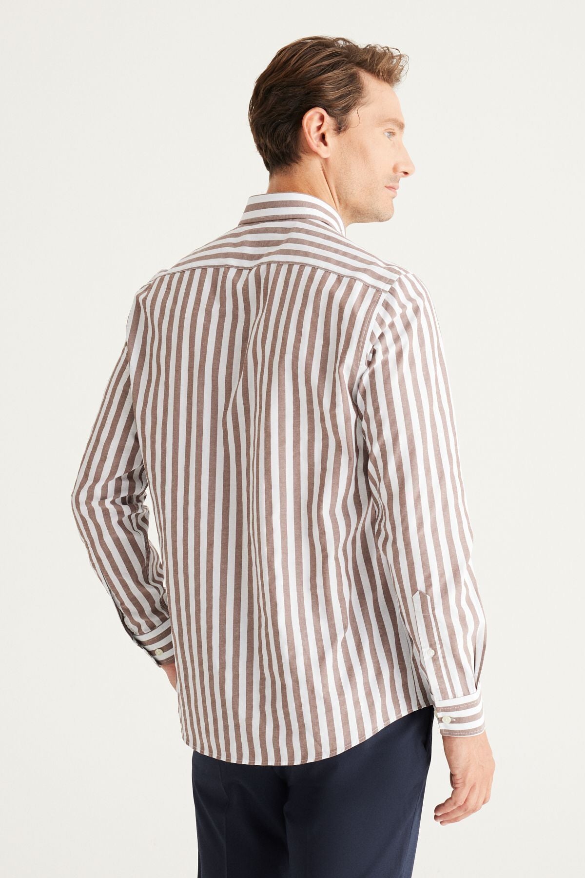 Men's Brown White Slim Fit Narrow Cut Hidden buttoned collar cotton shirt