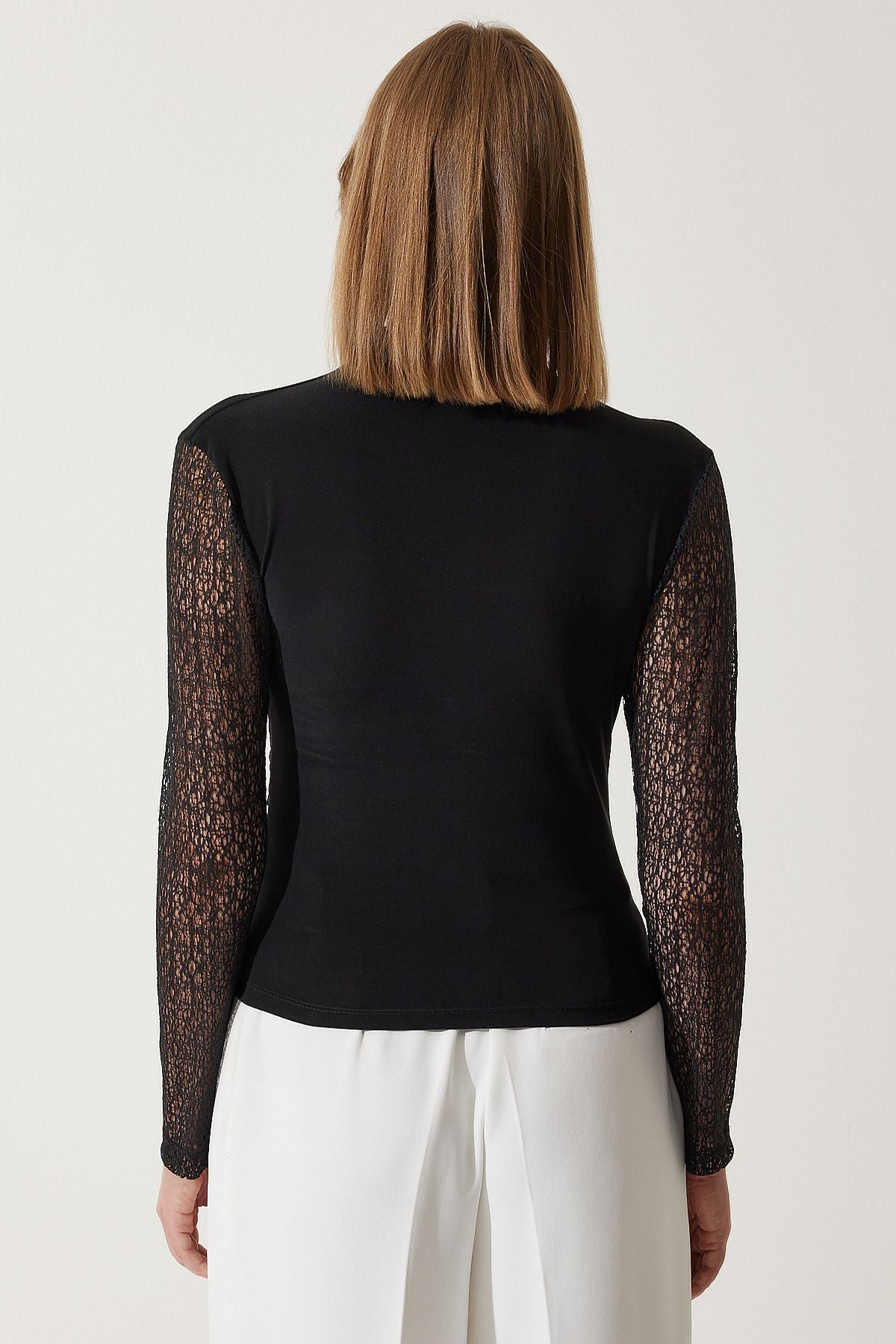 Female black lace sleeve shirred knitted blouse FF00162
