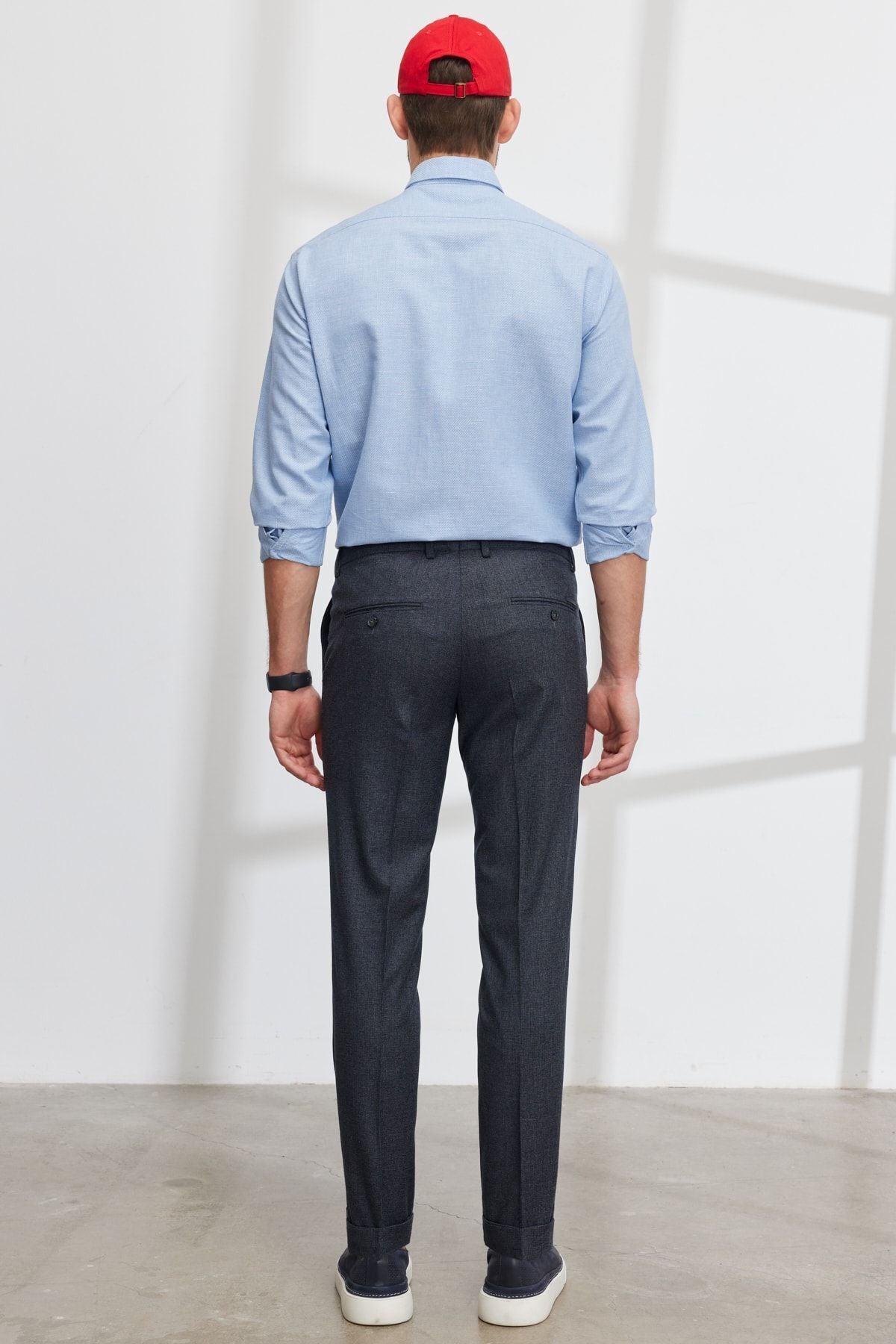 Men's navy blue slim fit narrow cutting side pocket waist waist rubber patterned pants