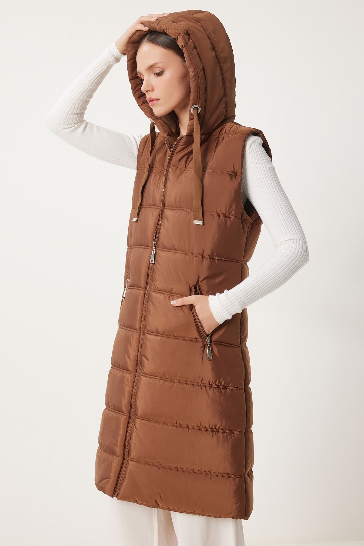 Woman Brown Hooded Sleeveless Long Swelling Vest DD01010