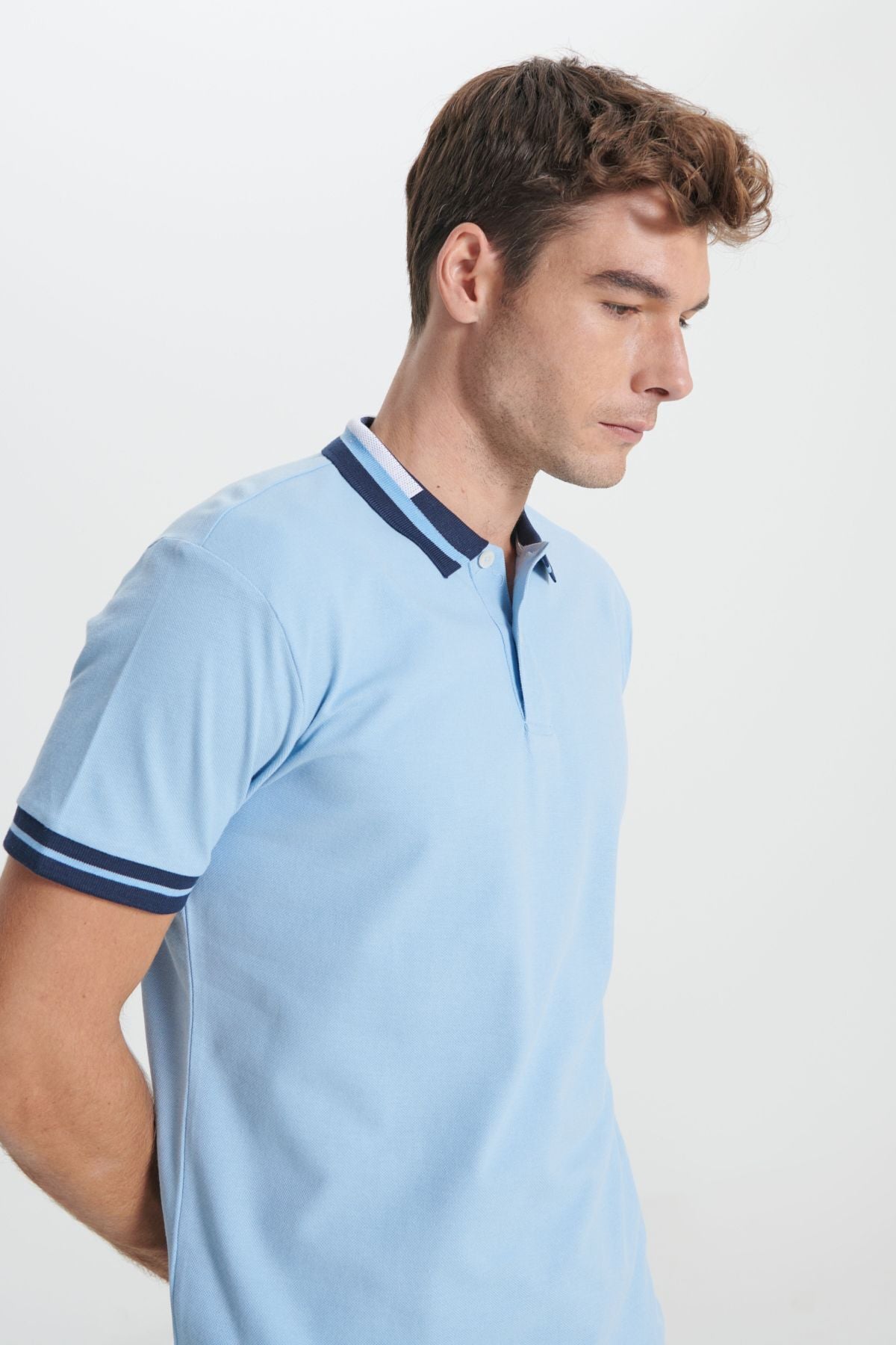 Men's light blue slim fit narrow cut 100 %cotton curved polo collar t -shirt