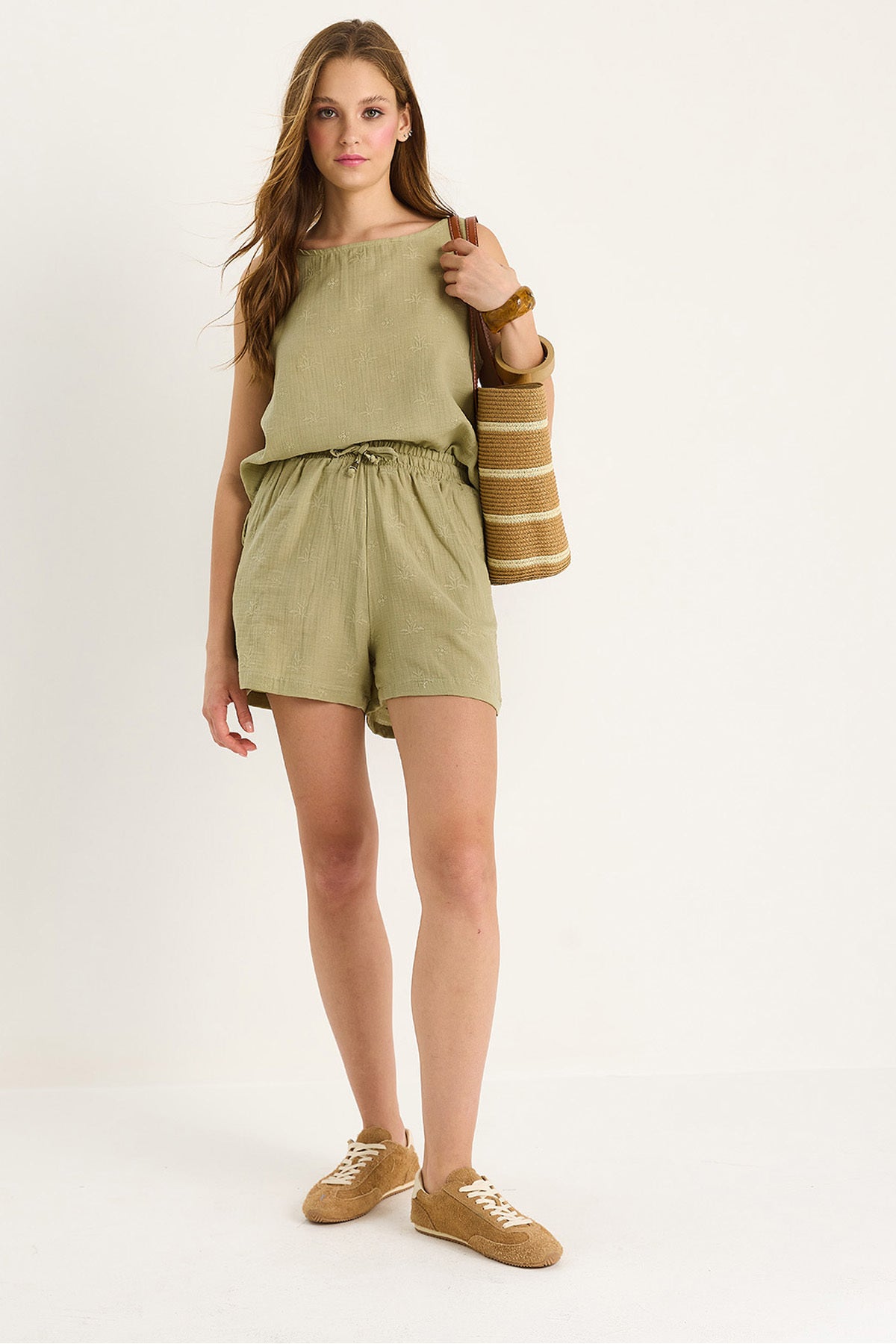 Women's Thick Strap Blouse with Elastic Waist Pocket Details Shorts Self-Embroidered Muslin Suit 60282018