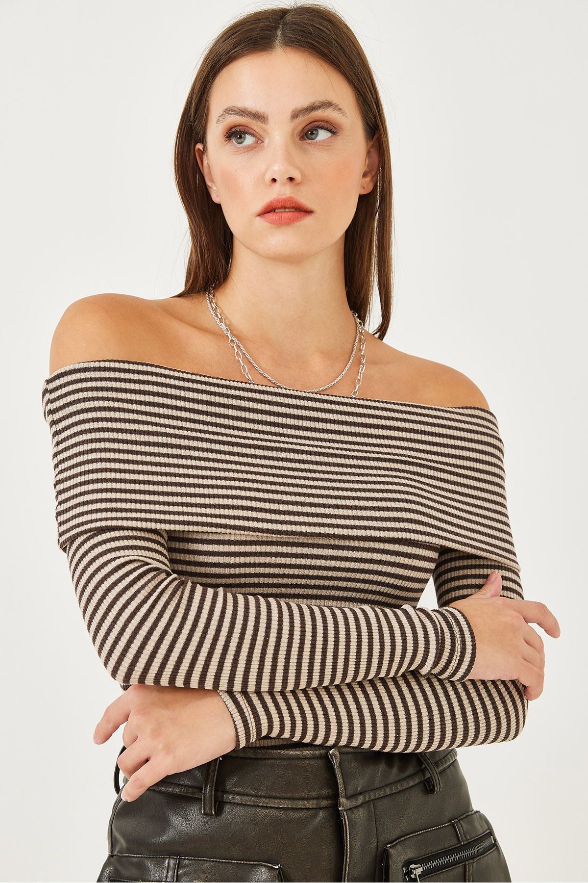 Female madonna collar striped wick long sleeve blouse 60251889