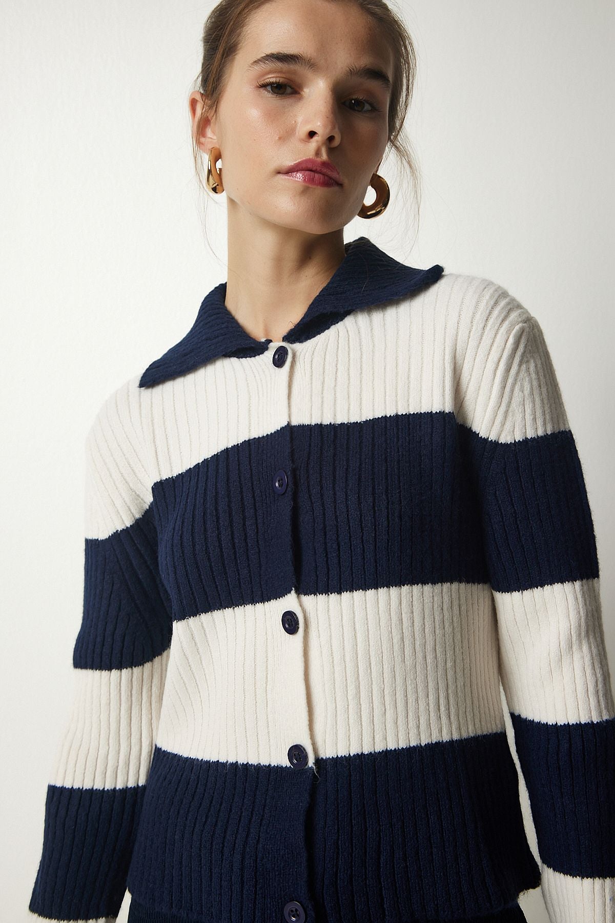 Woman Navy Blue Cream Polo Yaka button knitwear cardigan US00916
