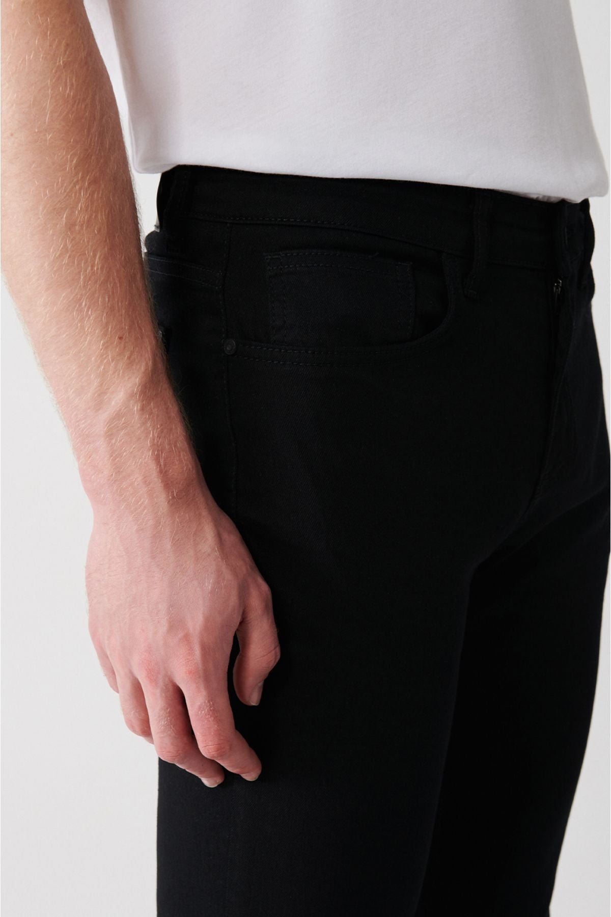 Men's black 5 pockets flexible canvas pants B003003