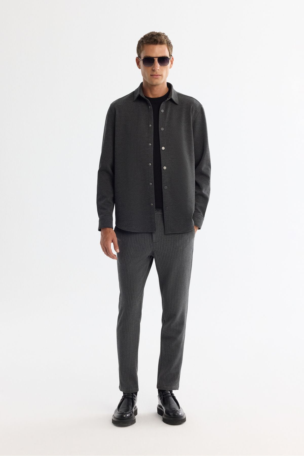 Men's anthracite buttoned collar diagonel shirt shirt A42Y2124