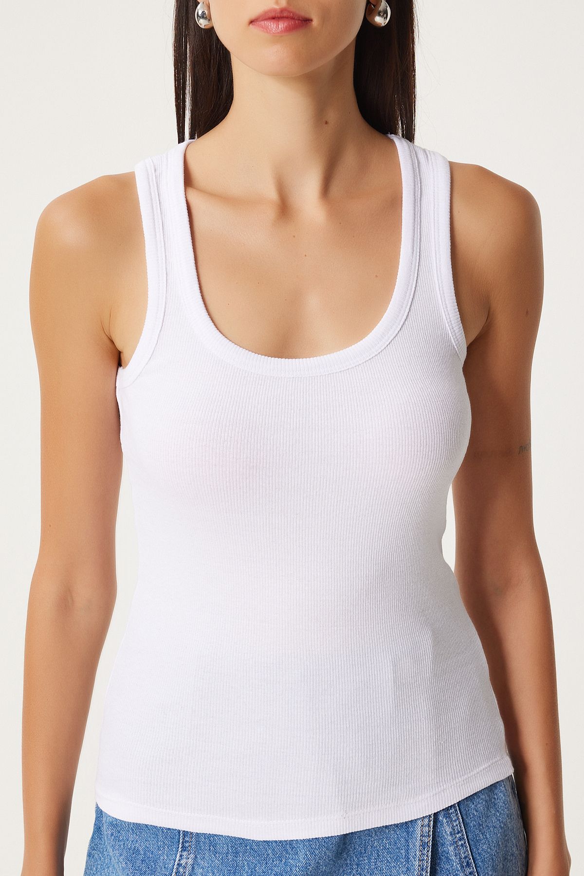 Woman White Wick Thick Strap Knitted Athlete HJ00009
