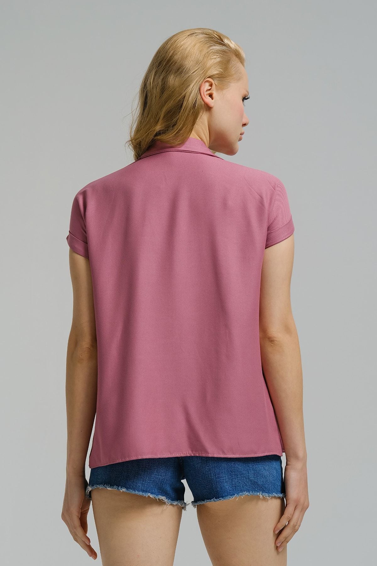 WOMEN'S ROSE DRIVER Short Sleeve Shirt ARM-19Y001065