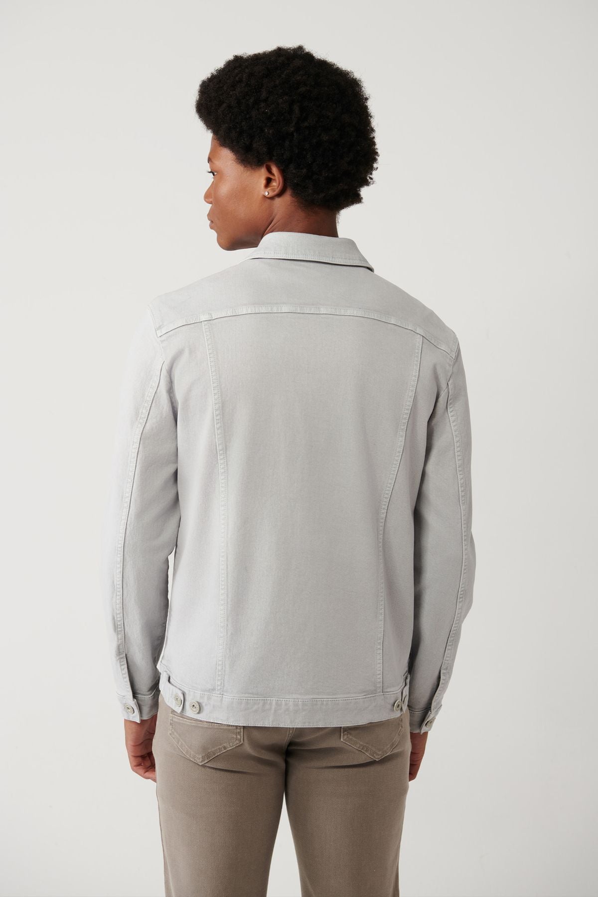 Men's Gray Classic Neck Garment Dyed Pocket Denim Jacket A41y6020
