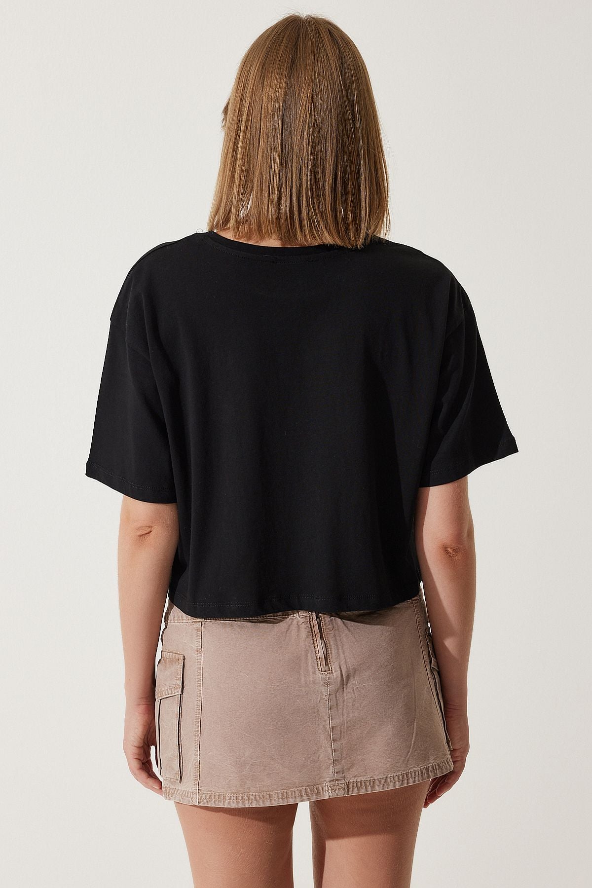 WOMEN BLACK TENIC CALL CROP knitting T-shirt HF00455