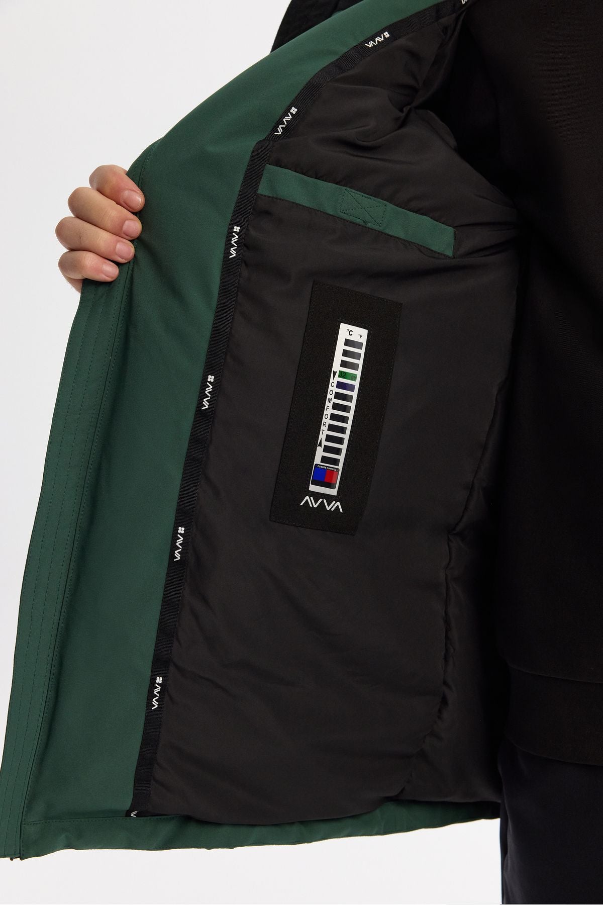 Men's green hooded water -driven windproof goose feather coat a42y6044