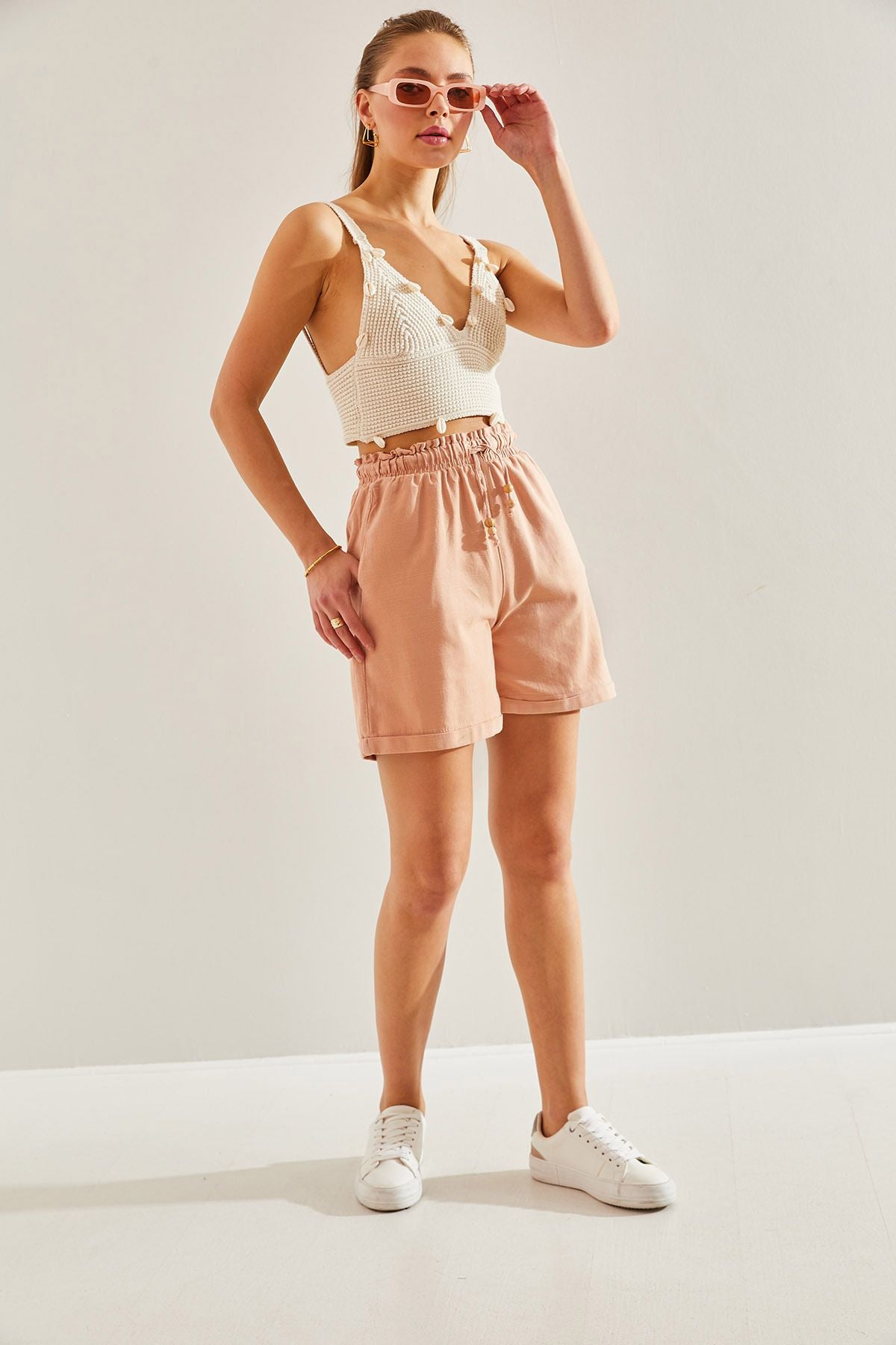Women's waist tire -binding gabardin shorts 60191010