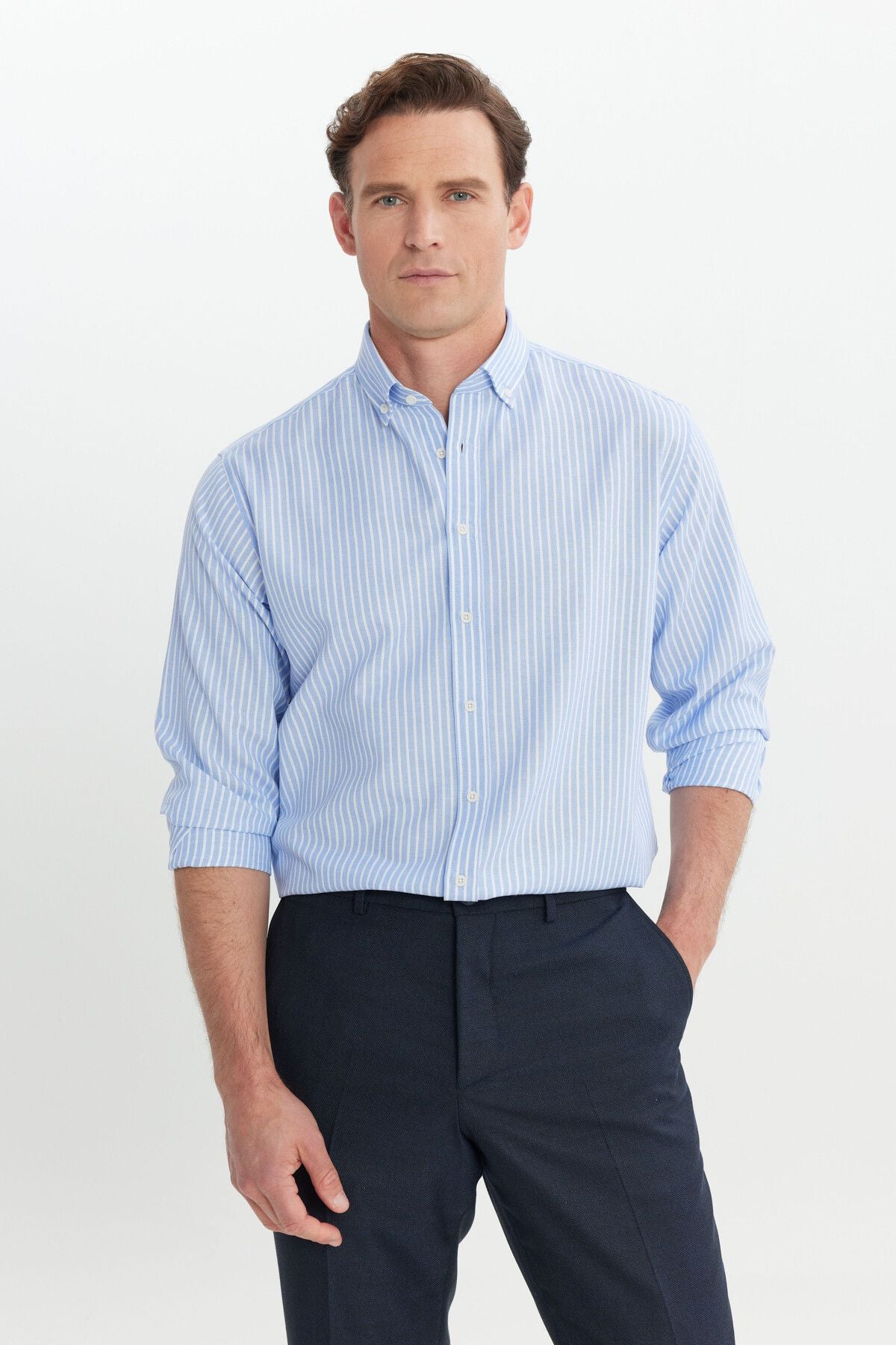 Men's Blue Cotton Comfort Fit Casual Cutting Buttoned Neckline Shirt