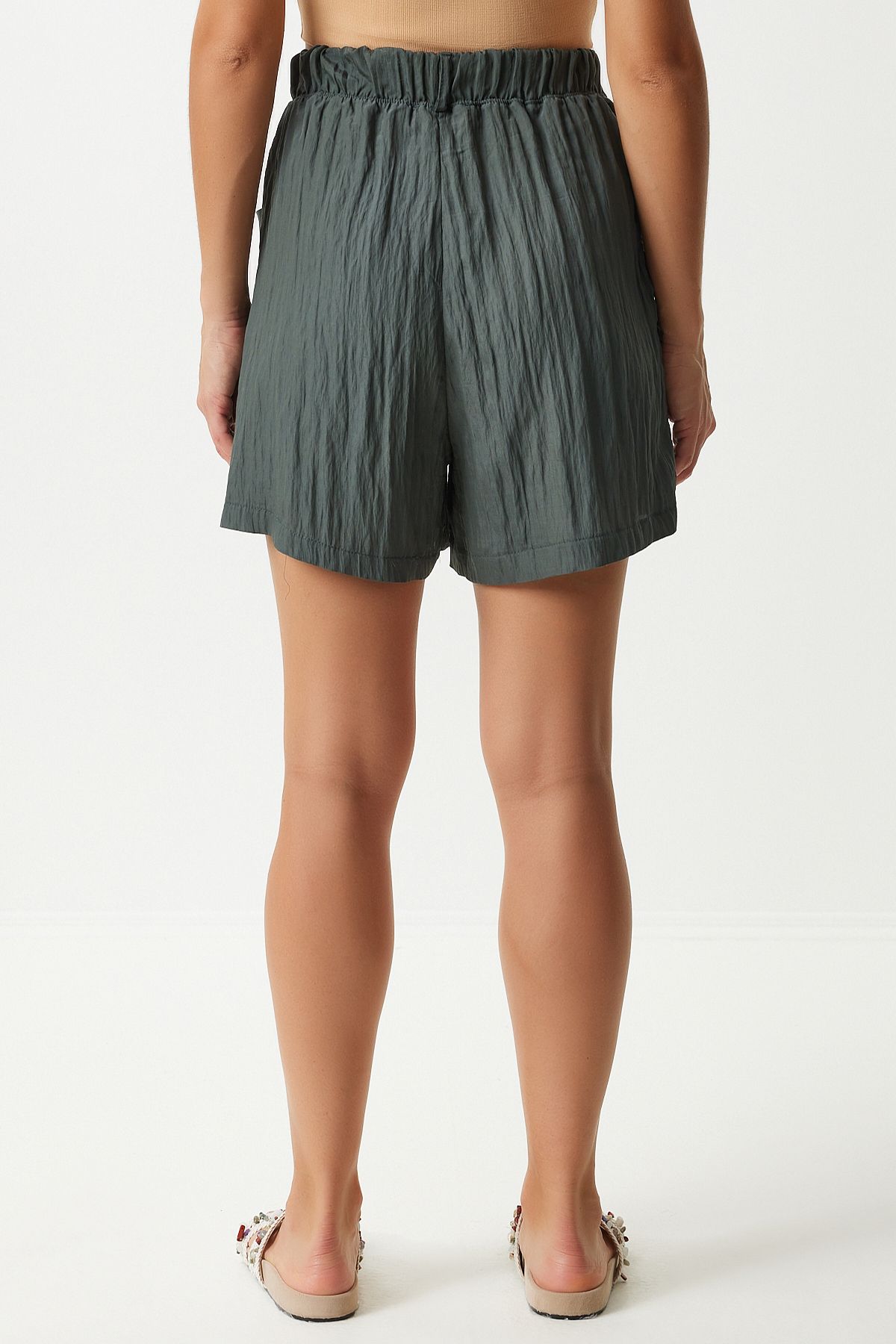 Woman Dark Khaki Arched City Boy Woven Shorts RC00154