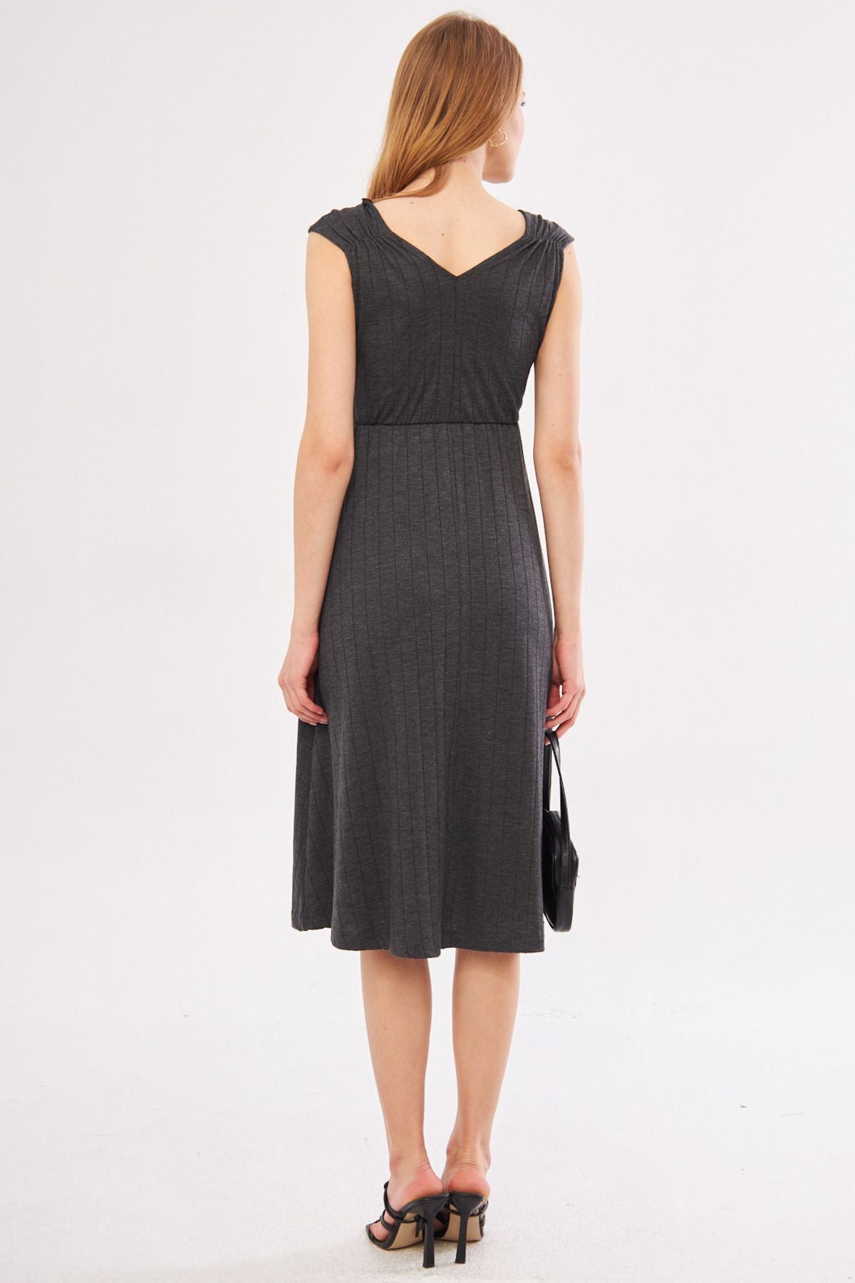 Woman Smoked Waist and Shooter Skirt Cruve Cruve Midi Boy Dress ARM-24Y001017