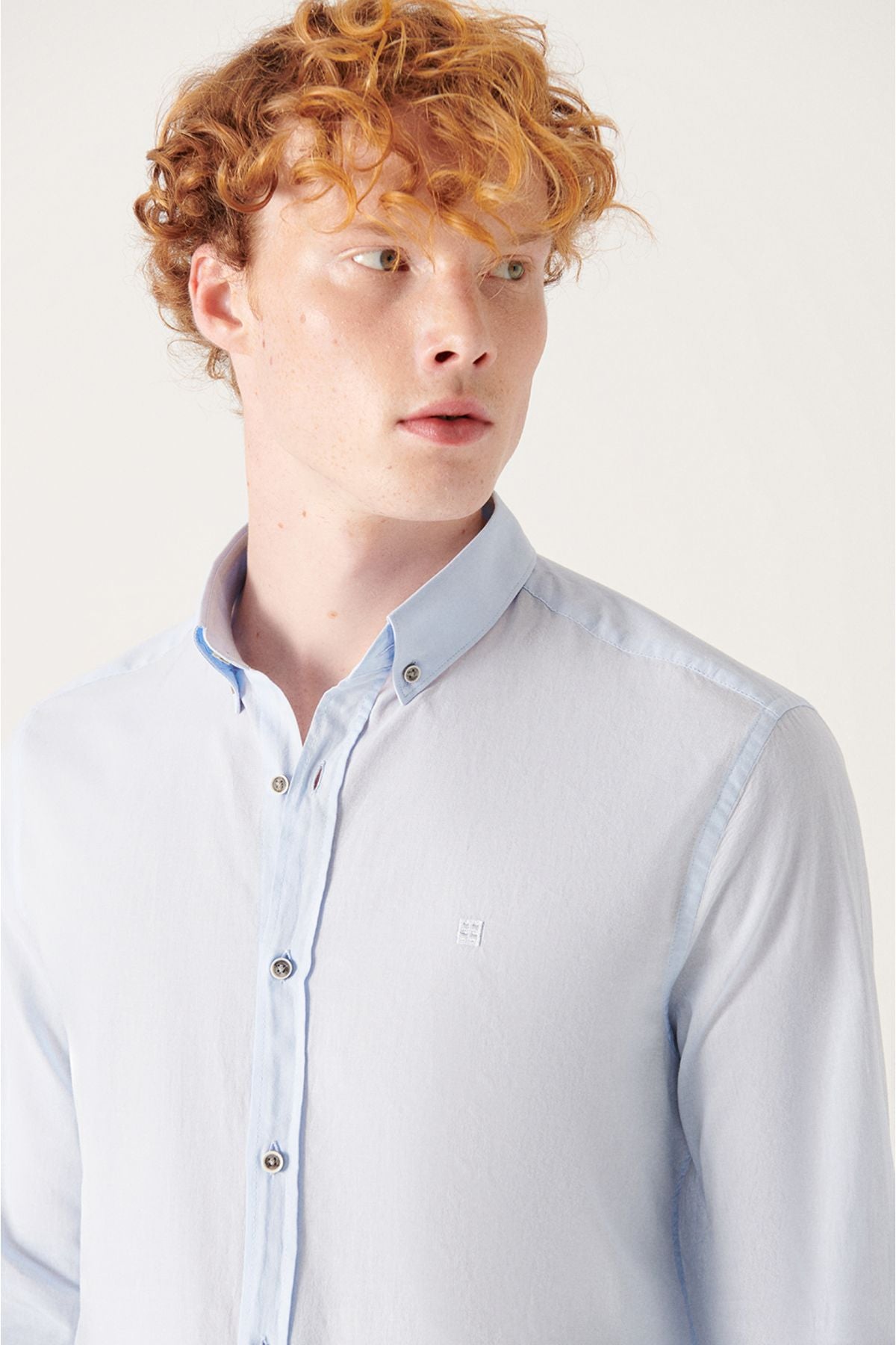 Men's Blue 100 %Cotton Futter Soft key buttoned collar shirt E002206