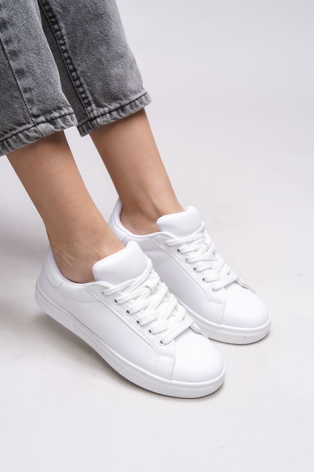 Meshronei Woman Sneaker 0012601 White