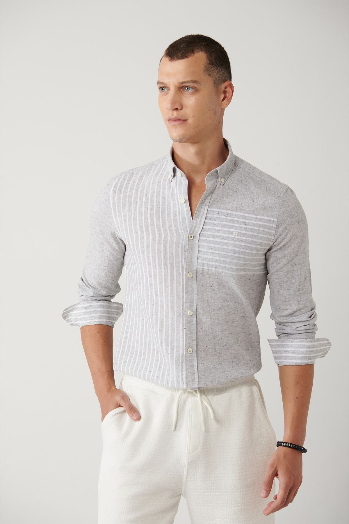Men's light gray striped garnish linen mixed shirt A41y2066