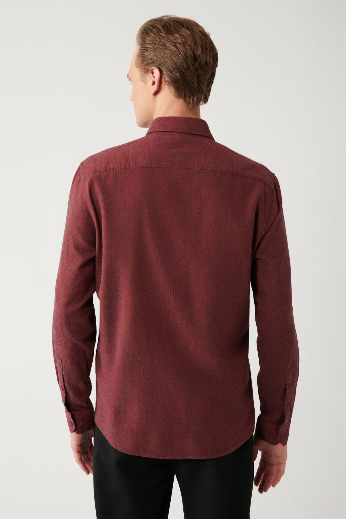 Men's burgundy button collar 100 %cotton shirt B002033