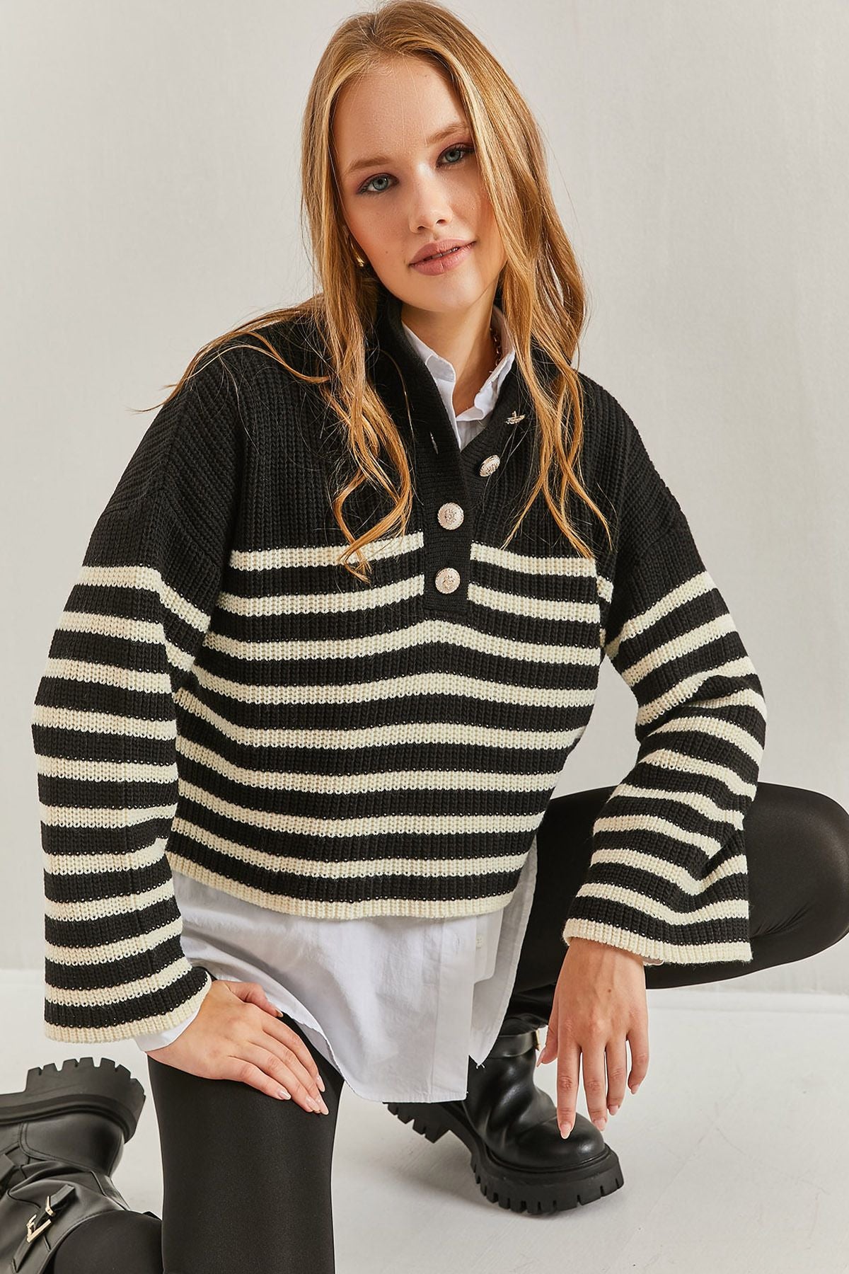 Women's collar button striped knitwear sweater