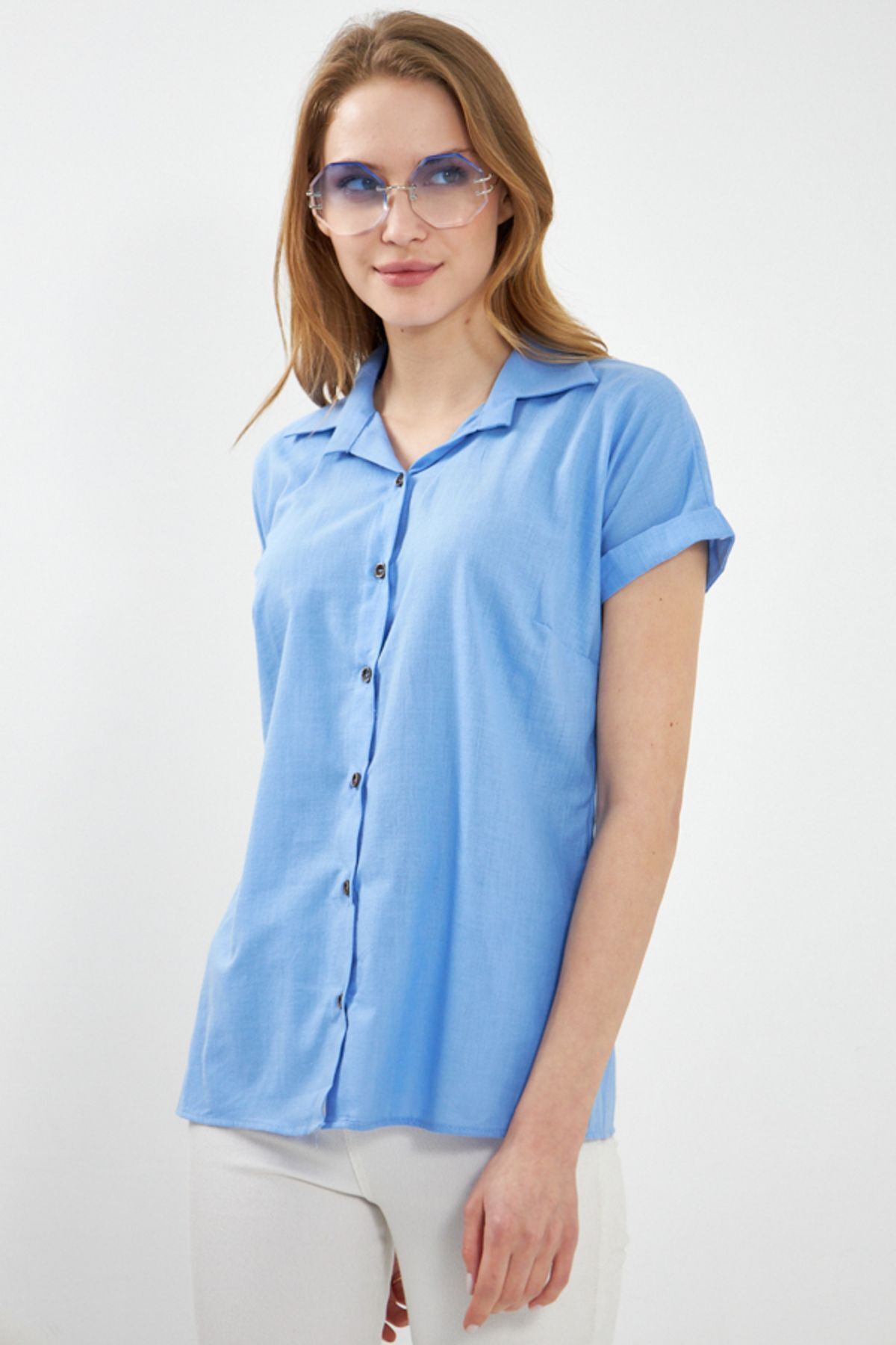 Woman Baby Blue Short Sleeve Linen Shirt ARM-24Y001038