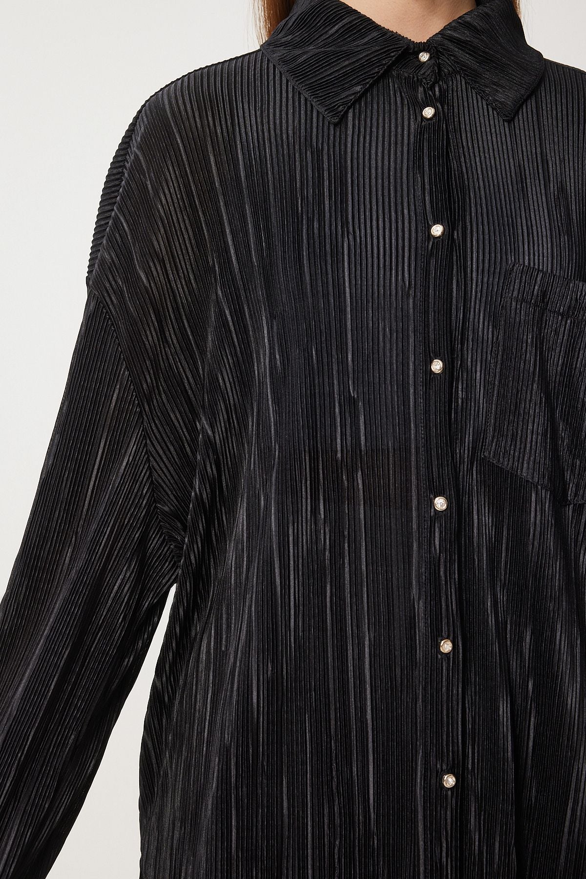 Female Black Plynated Oversize Long Shirt FN03216