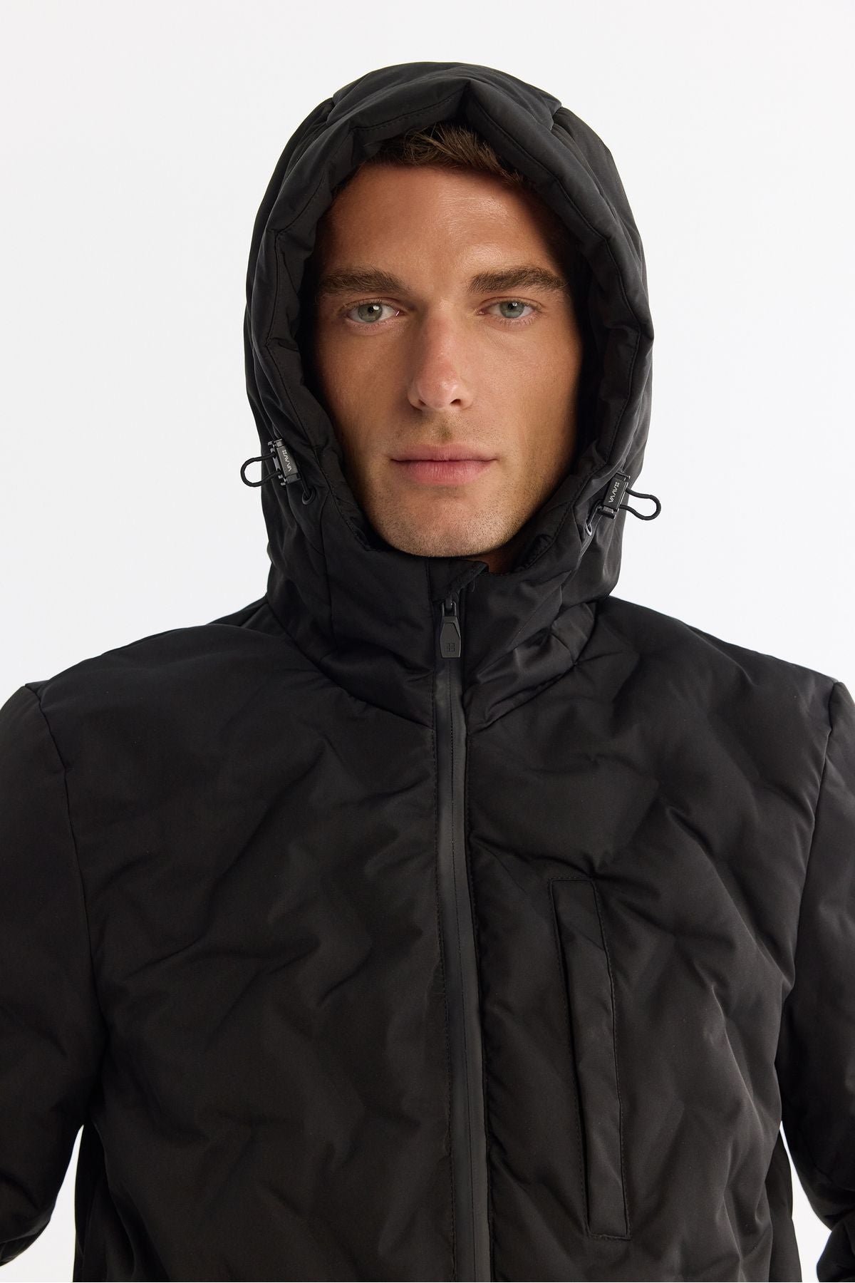 Men's black hooded water -driven windproof transport hanger Mont A42y6041