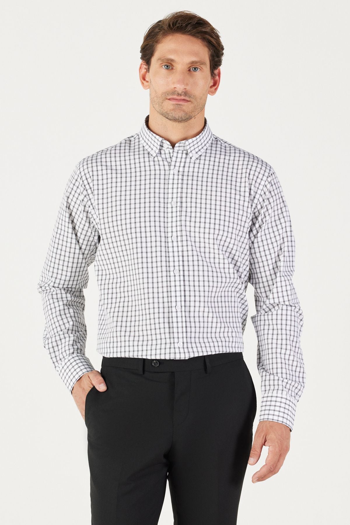 Men's White-Black Comfort Fit Casual Cutting Buttoned Neck Cotton Cotton Shirt