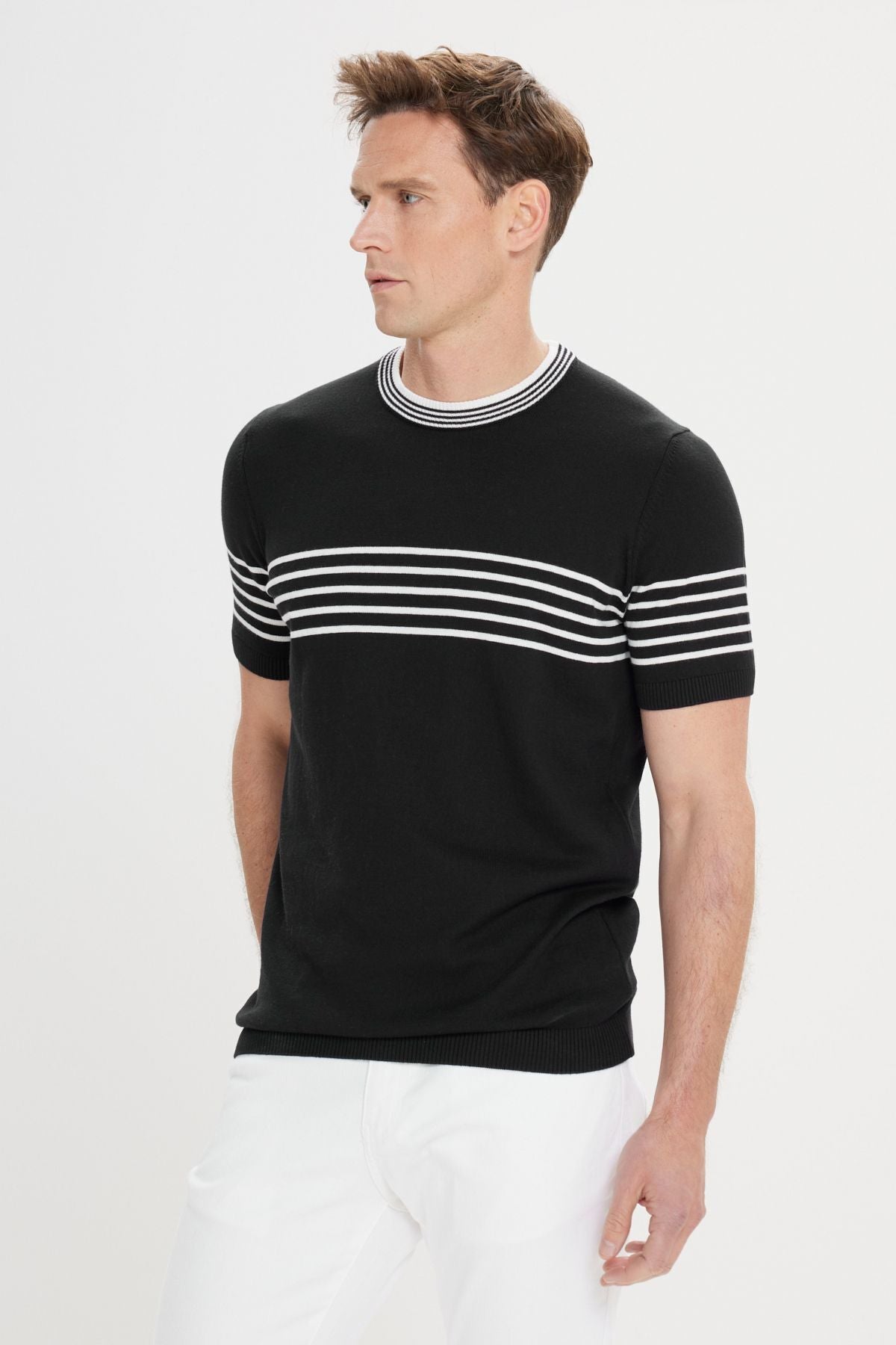 Men's black-and-white standard fit normal cut 100 %cotton striped bike collar knitwear t-shirt