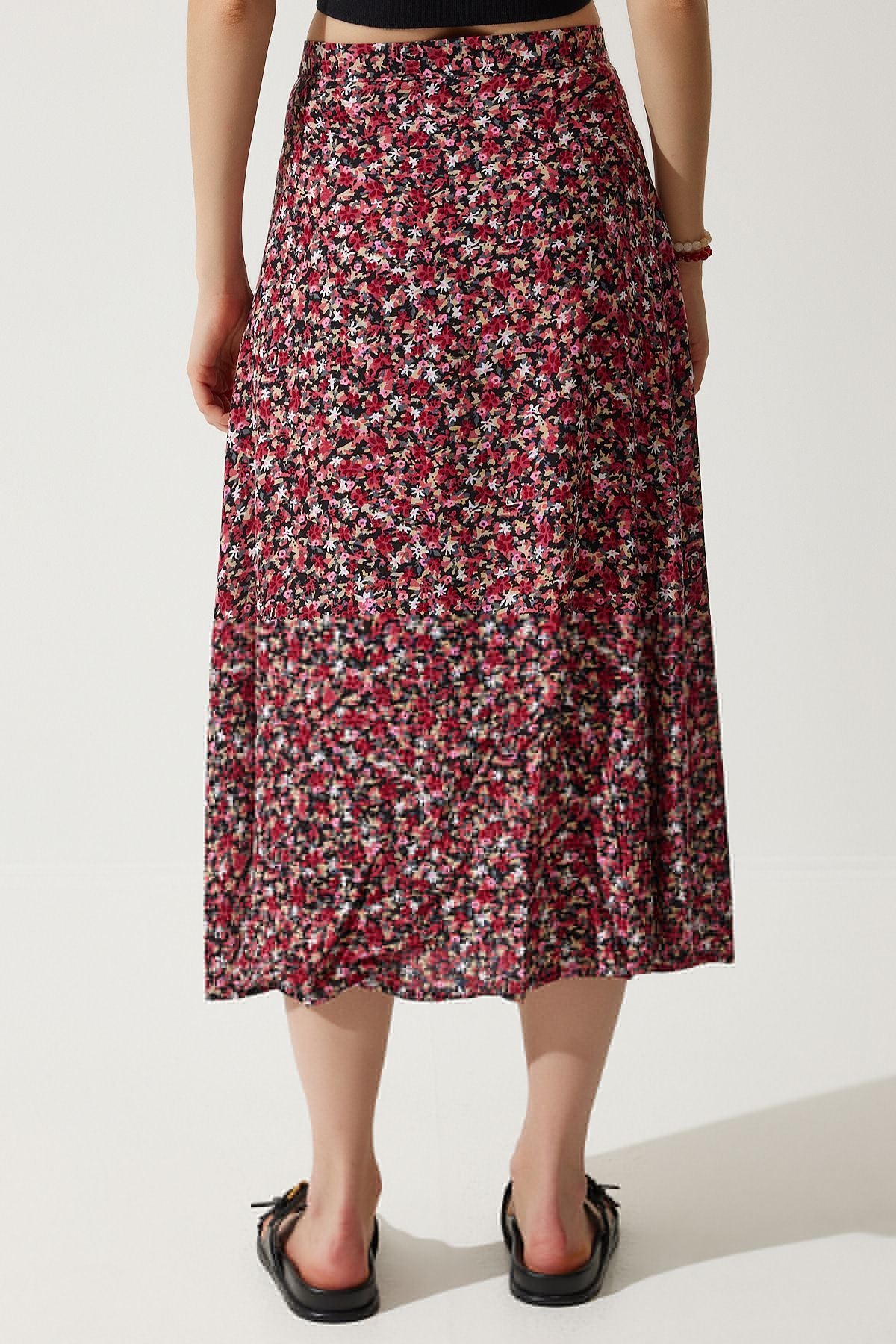 Woman Red Black Flower Swittish Summer Viscose Skirt MX00165