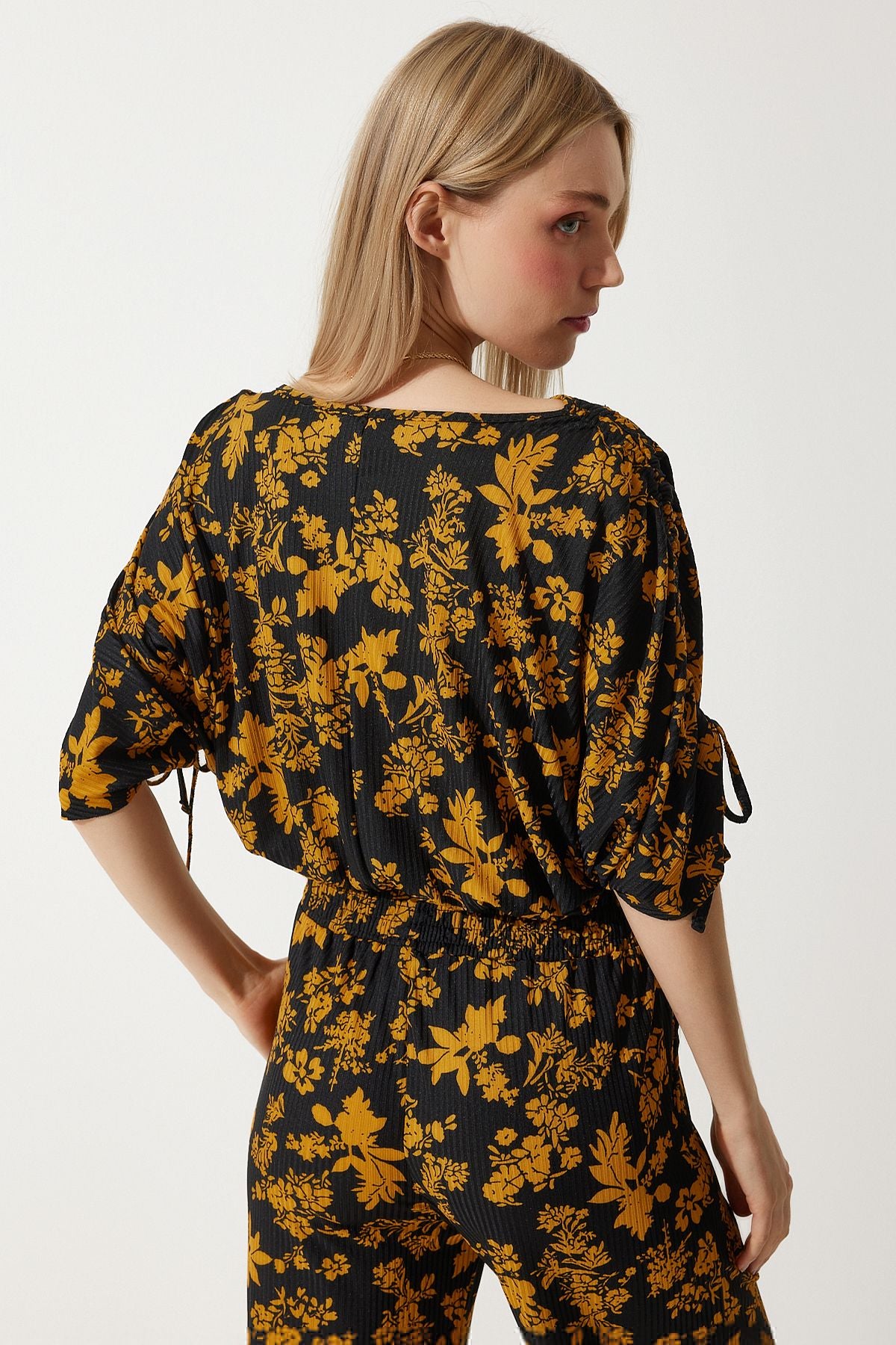 Female black mustard patterned blouse palazzo knitting set Mc00264