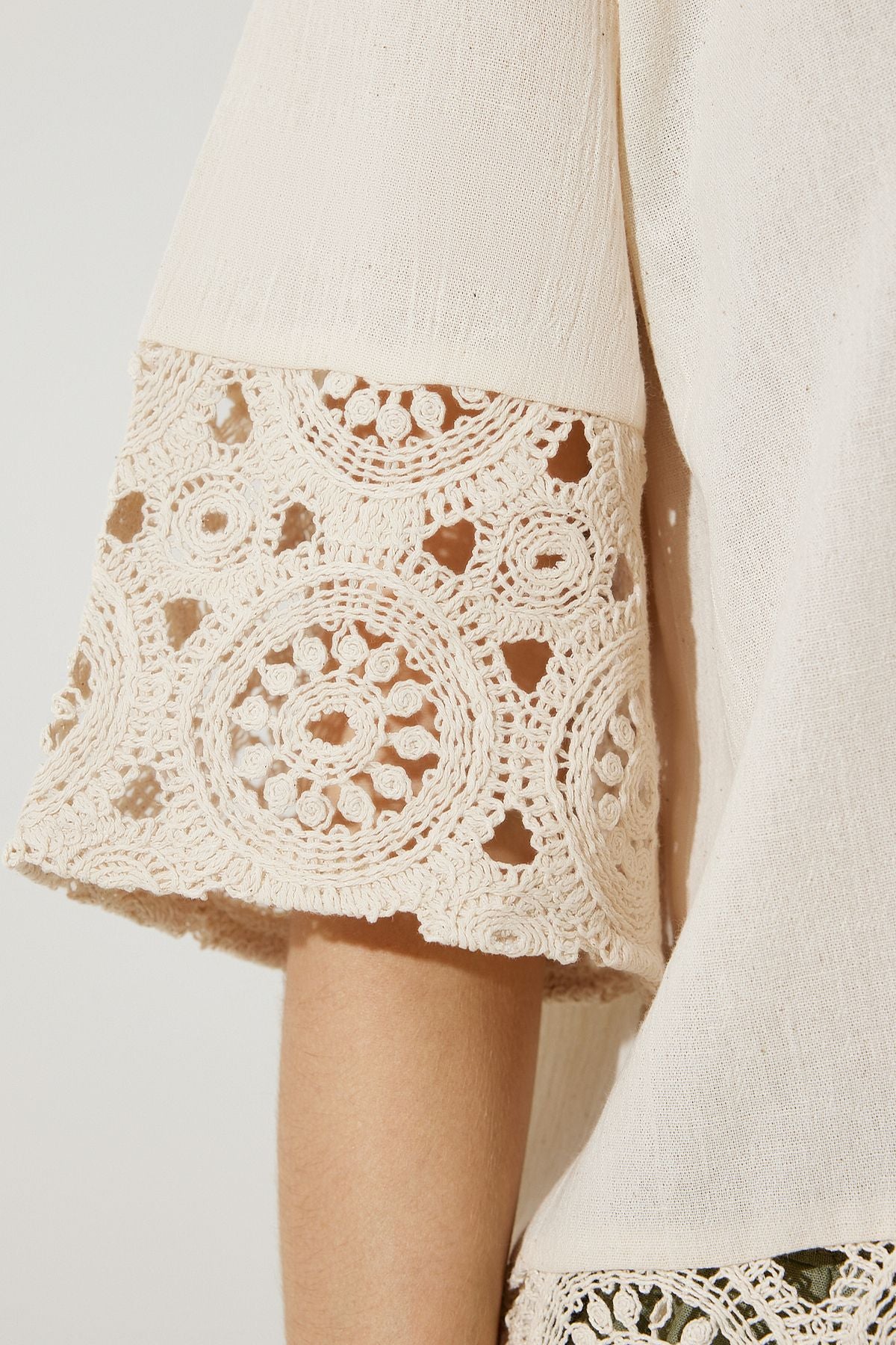 Female beige guipure raw linen shirt RG00033