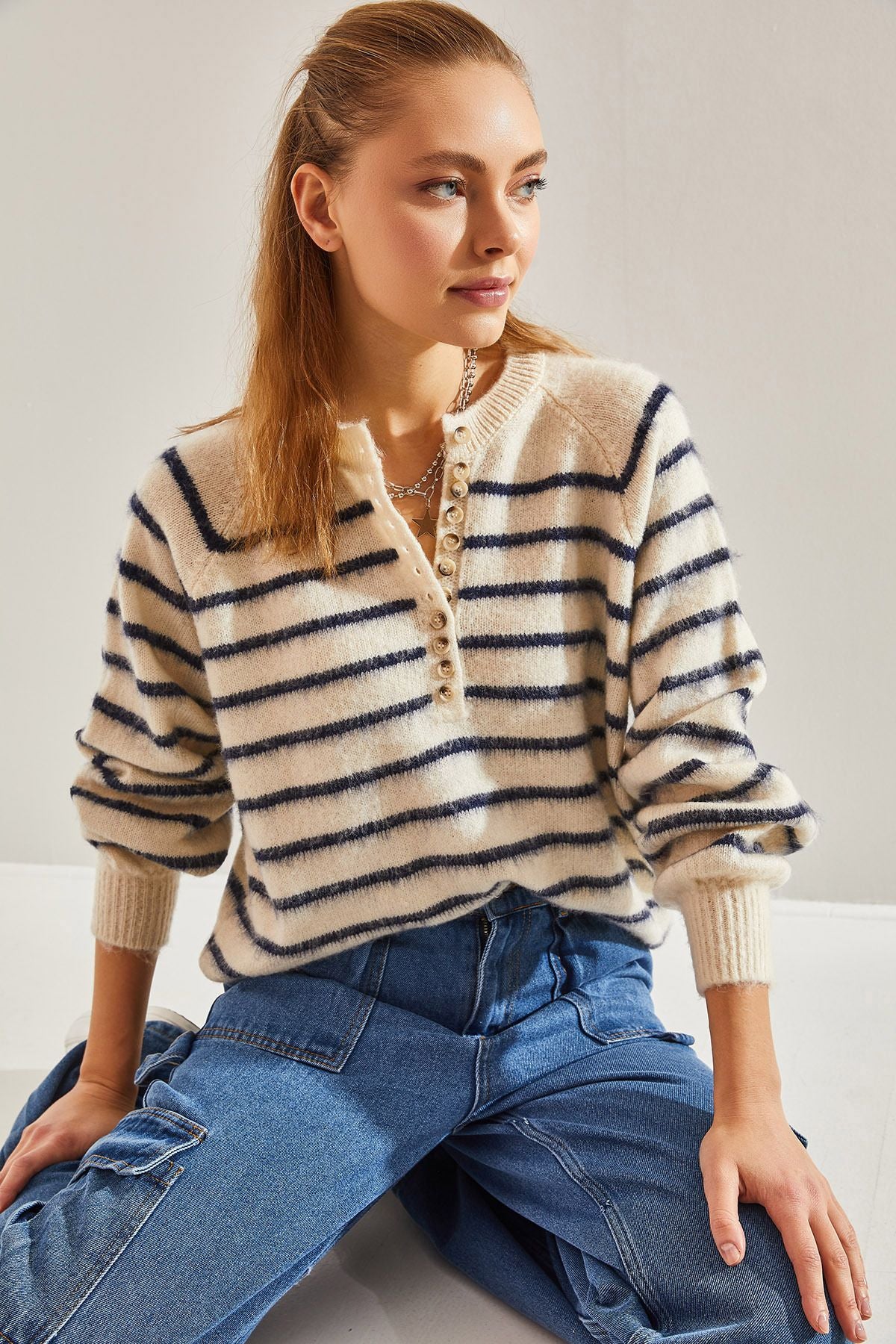 Female Shardon striped 11 button knitwear sweater