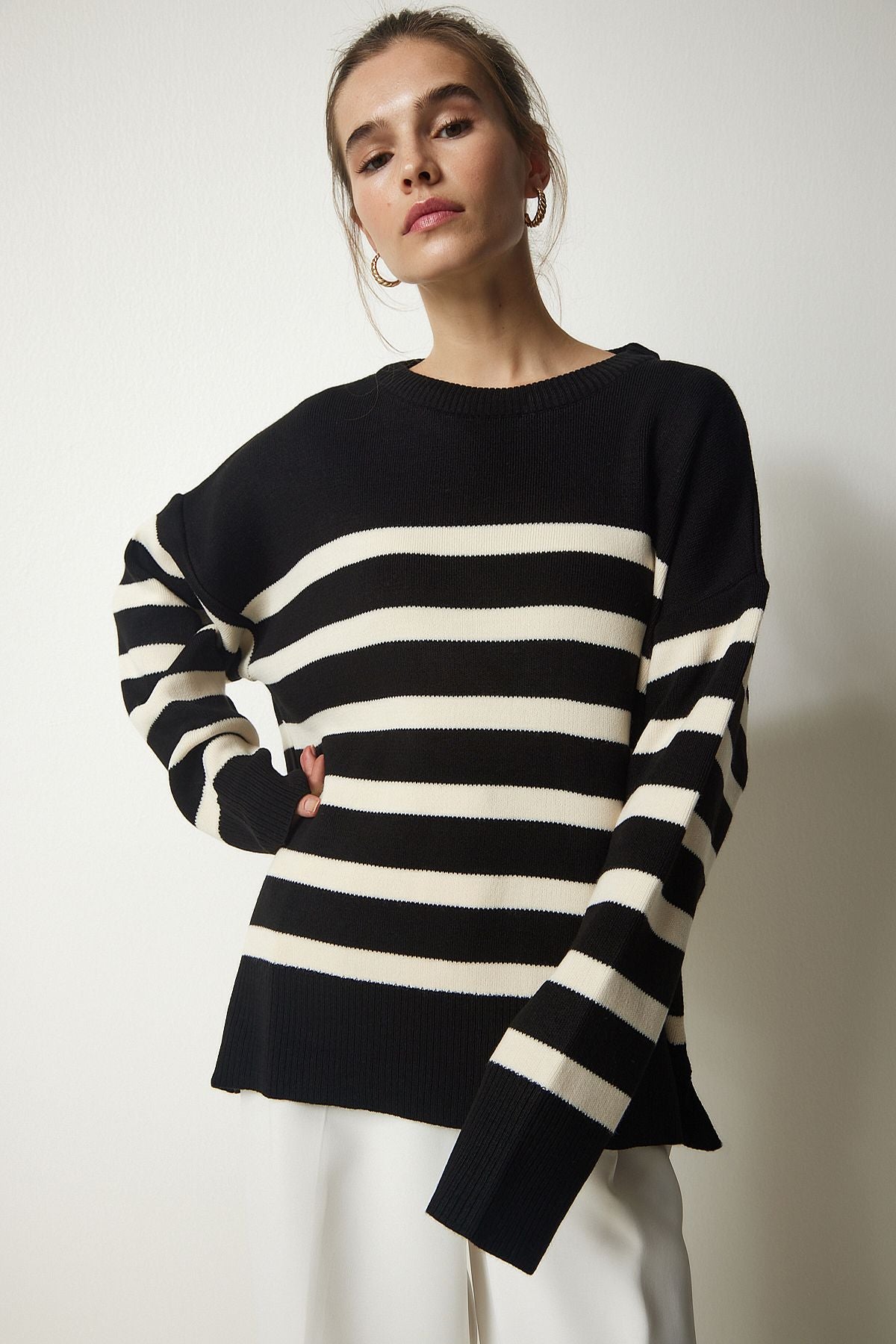 Woman Black Bone Striped Oversize knitwear sweater yy00182