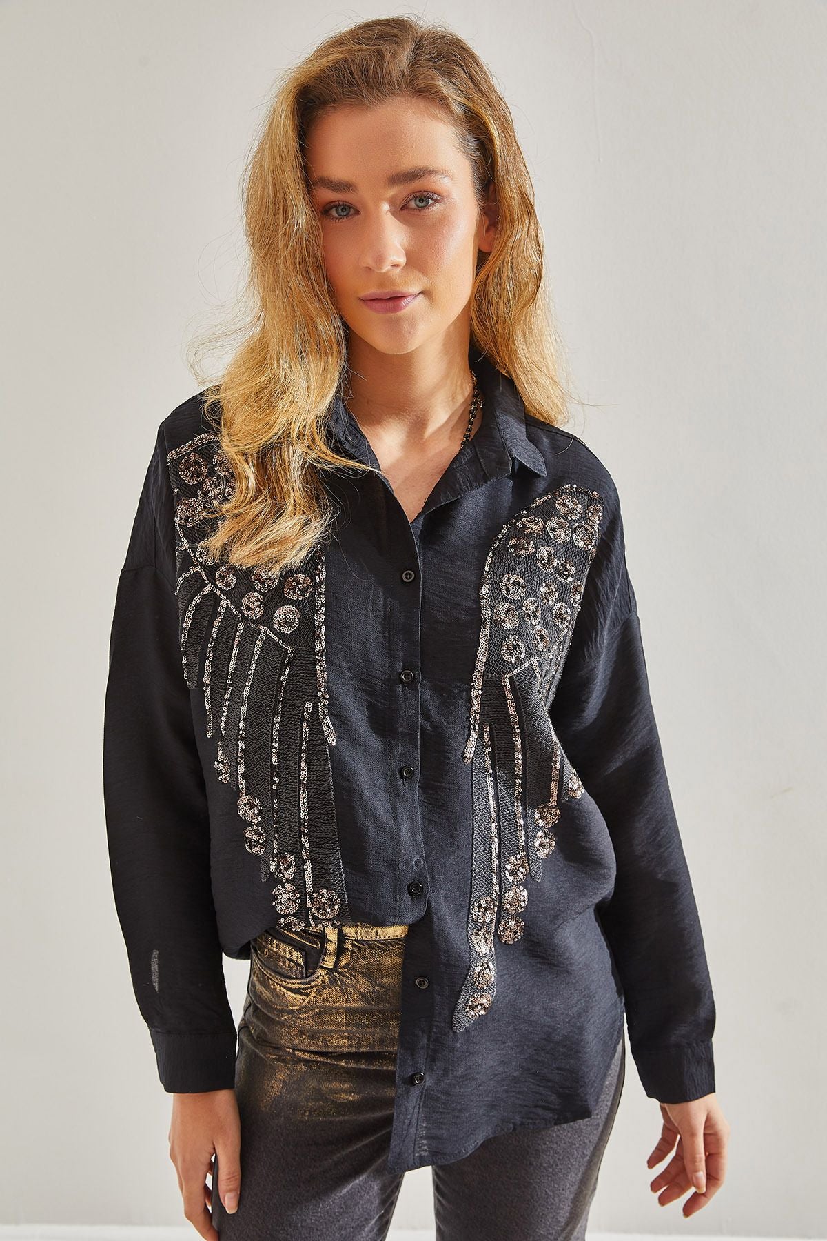 Women's Wing Embroidery Flazed Linen Ayrobin Shirt 60181020
