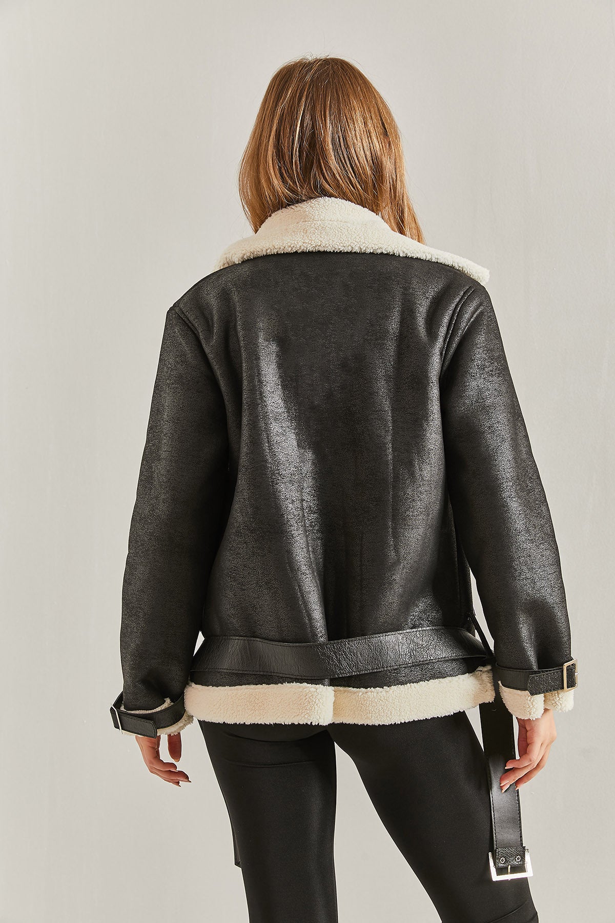 Women's Belted Sleeves and Fur Laminated Suede Coat 40961006