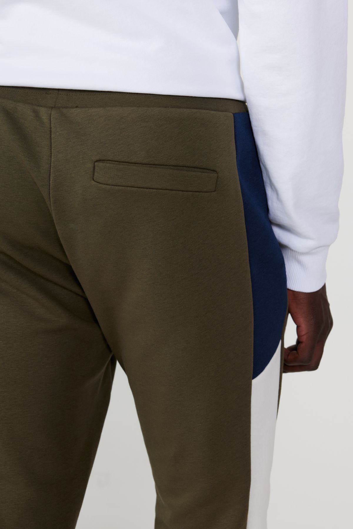 Male Khaki Standard Fit Normal Cutter Cotton Satatoes Six