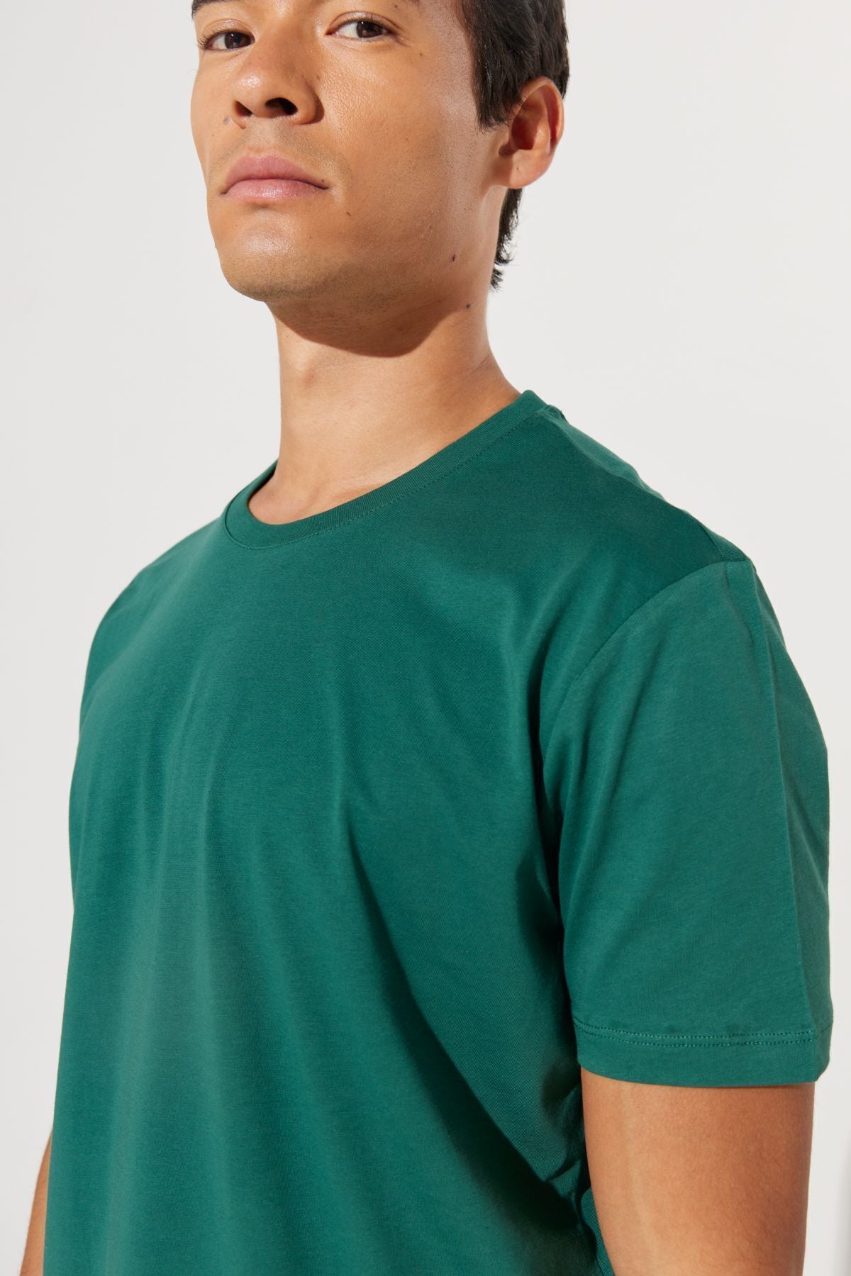 Men's dark green slim fit narrow cut 100 %cotton bike collar Basic T -shirt