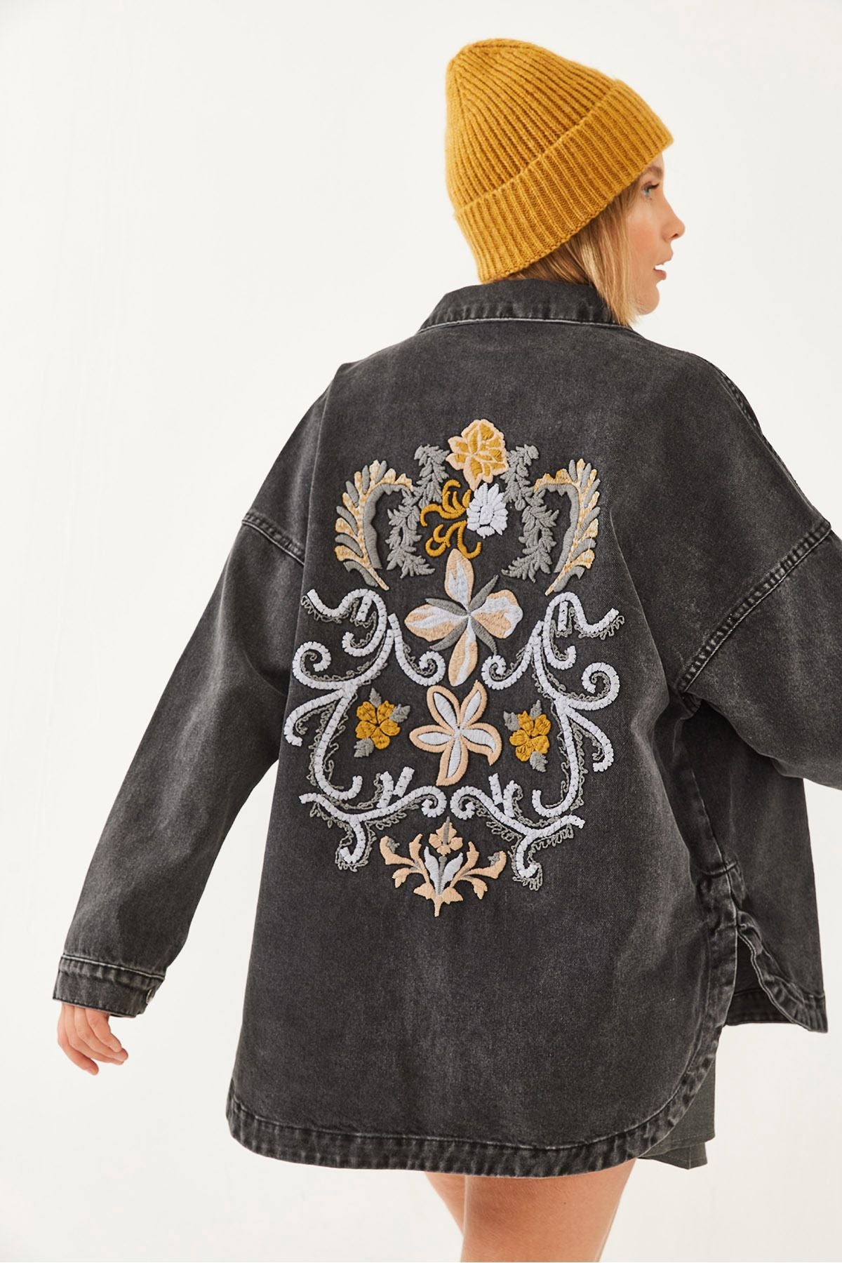 Women's Embroidered Jacket 60351058