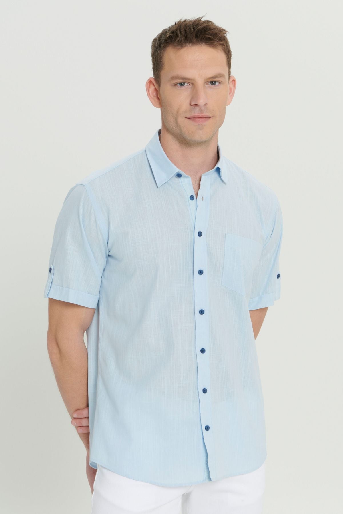 Men's Light Blue Comfort Fit Casual Cutting Buttoned Neck Linen Look 100 %Cotton Short Sleeve Shirt