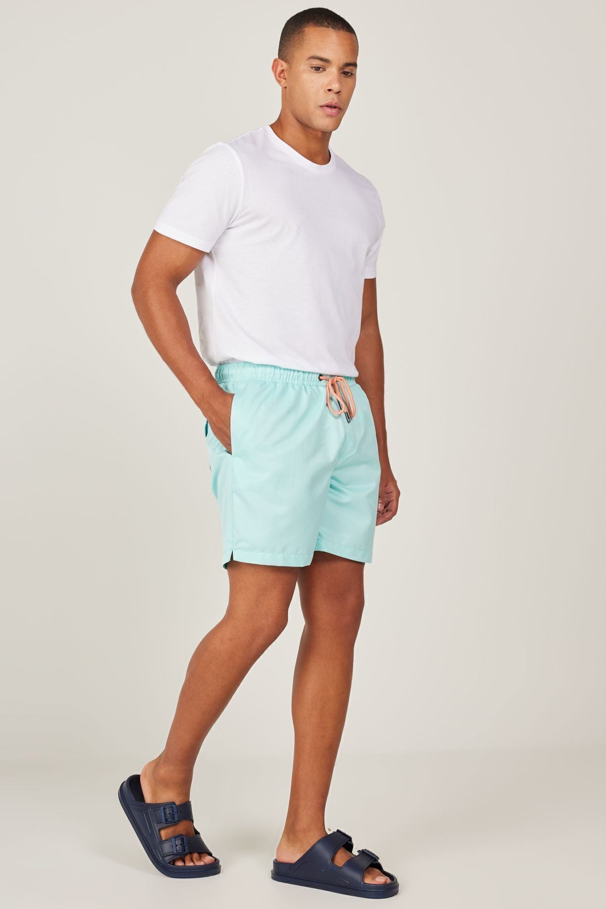 Men's Mint Standard Fit Patterned Pocket Fast dried swimsuit sea shorts