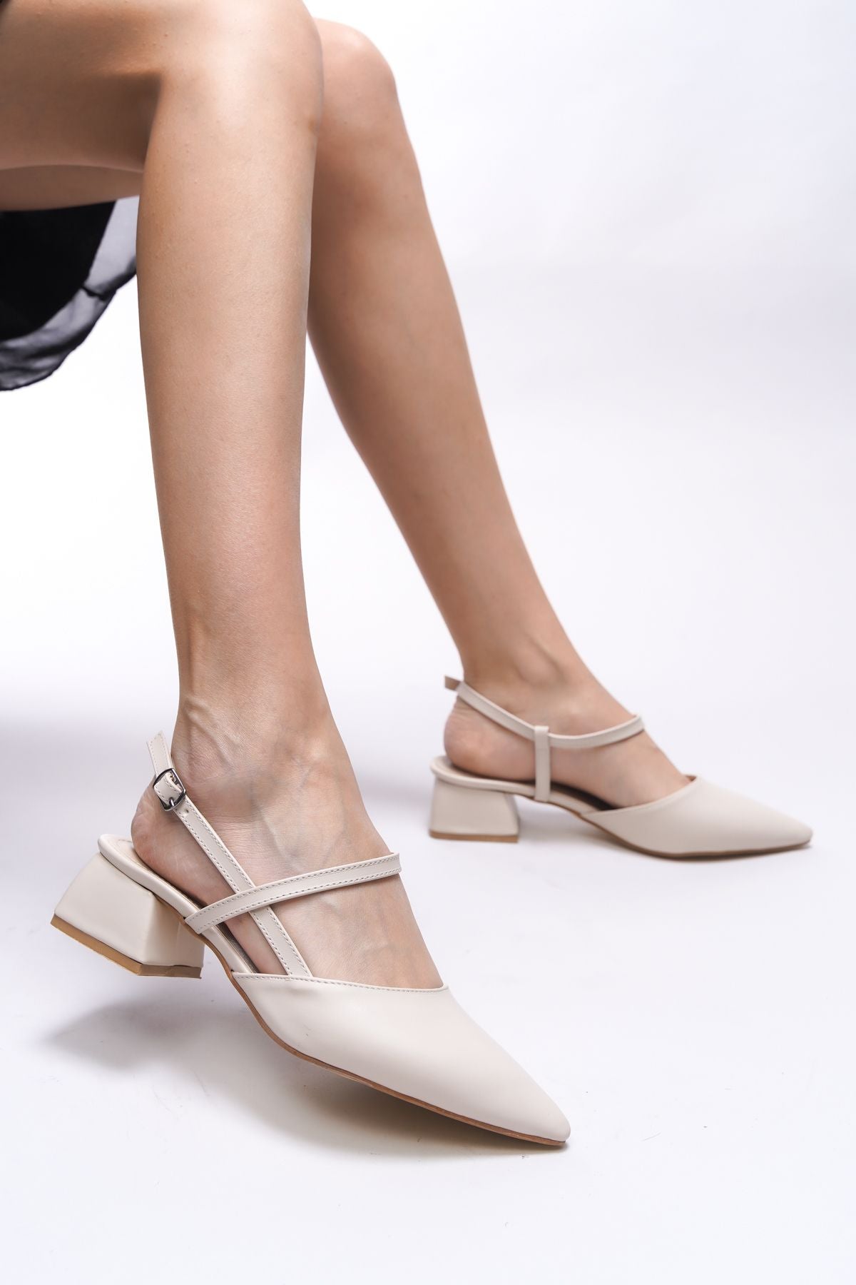 RELTHAELA WOMEN'S HEEP SHOES FOR SKIN FROM 0012021